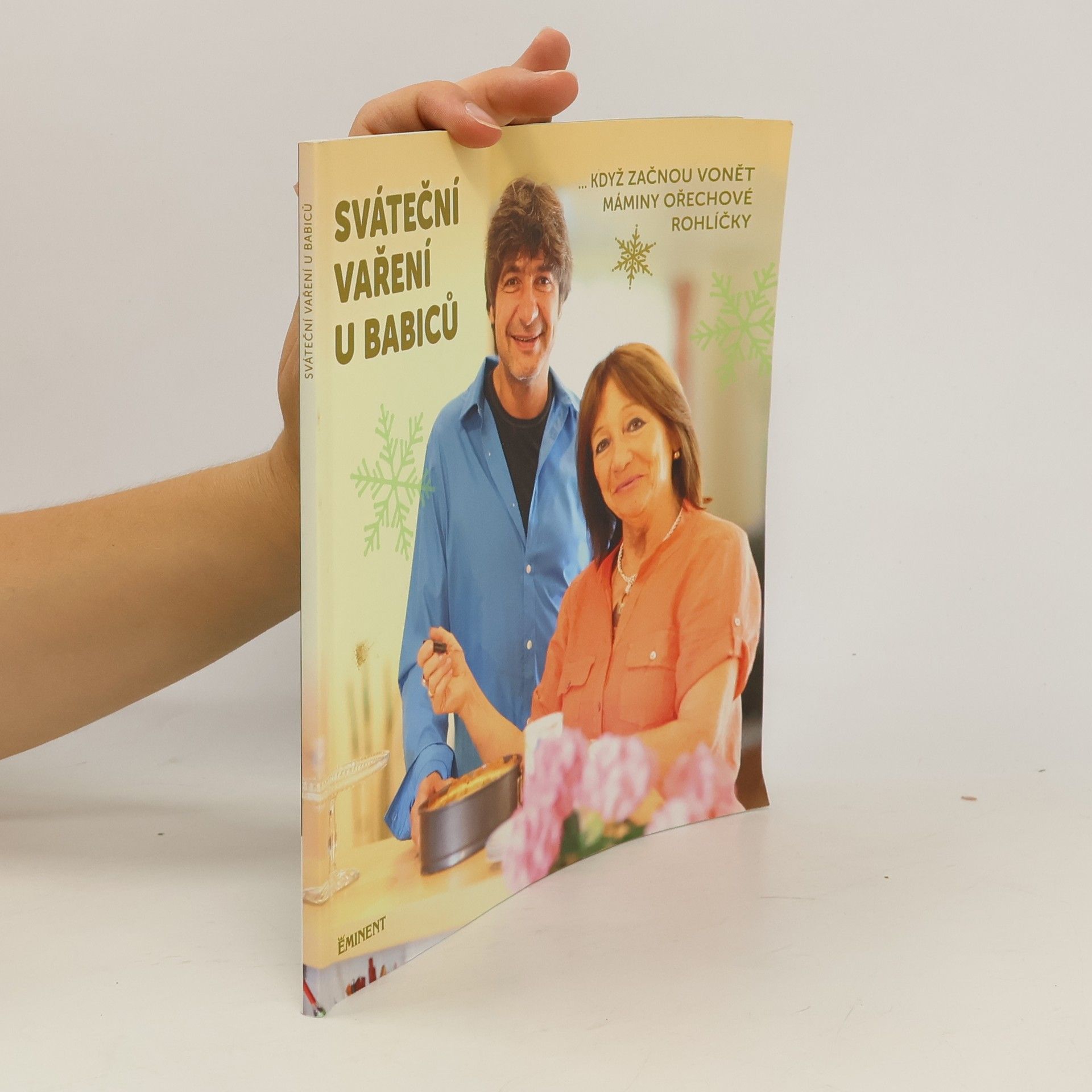 Jiří Babica Sváteční vaření u Babiců... když začnou vonět máminy ořechové rohlíčky