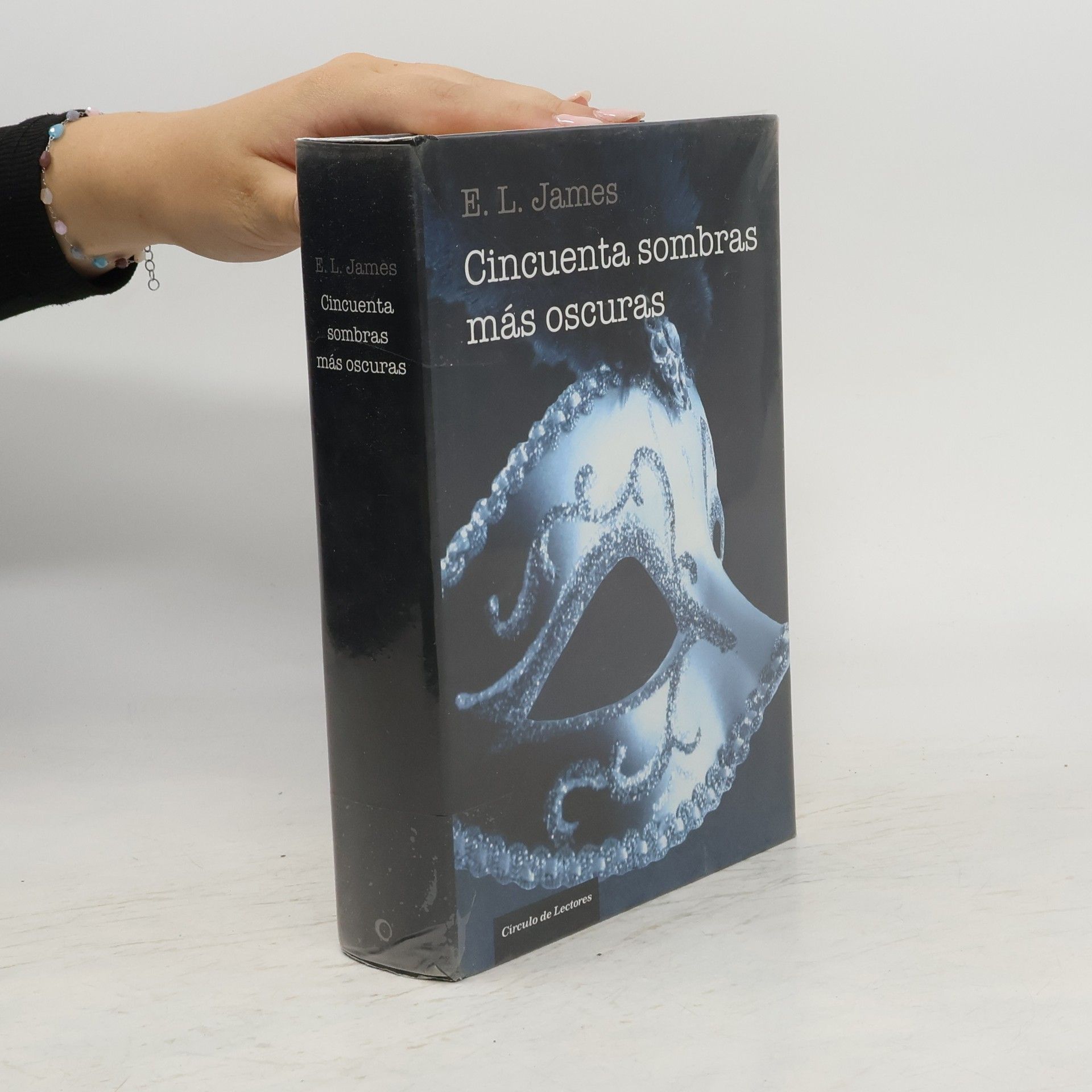 E L James Cincuenta sombras más oscuras