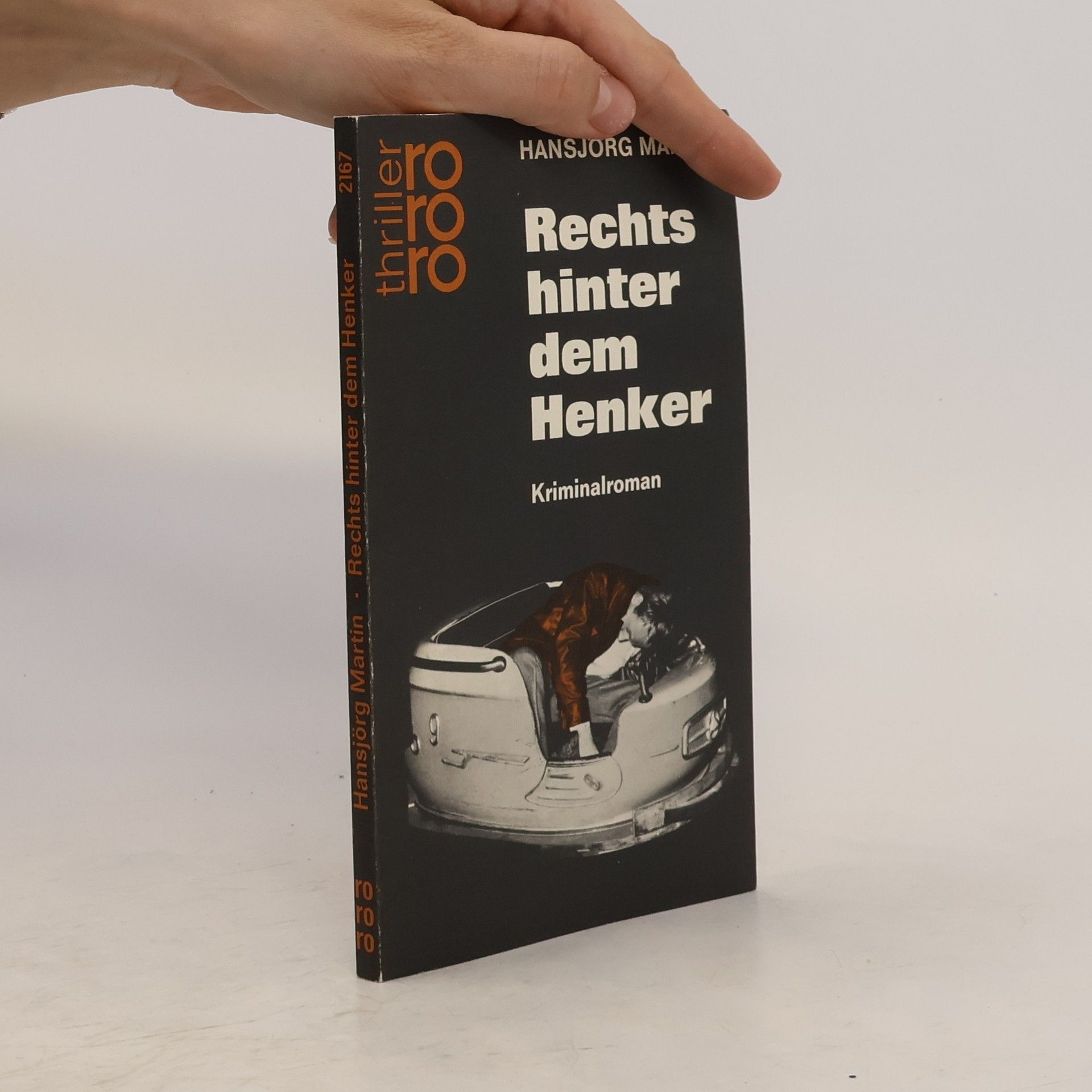 Hansjörg Martin Rechts hinter dem Henker