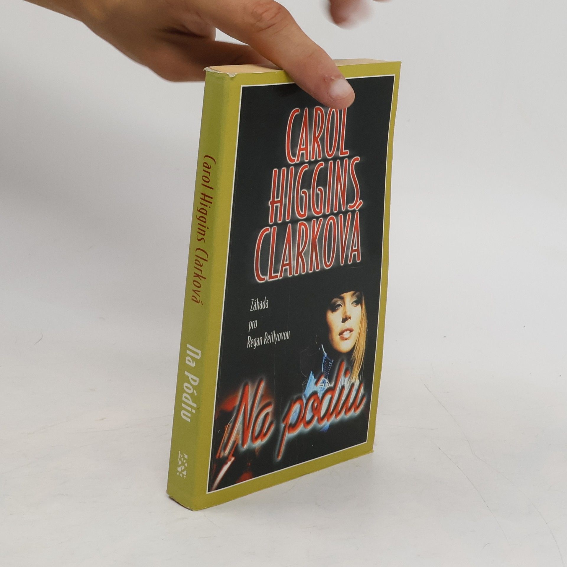 Carol Higgins Clark Na pódiu