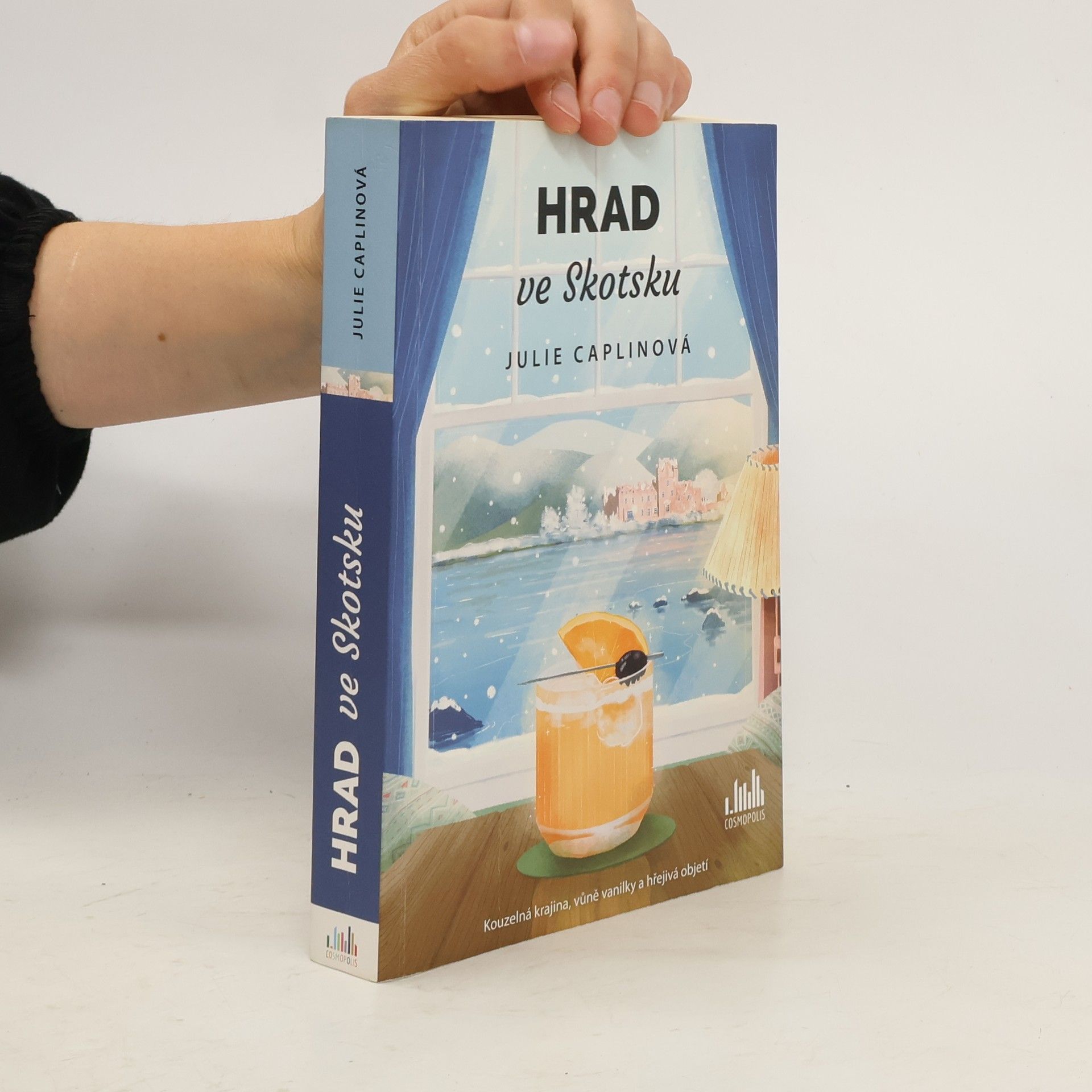 Julie Caplinová Hrad ve Skotsku