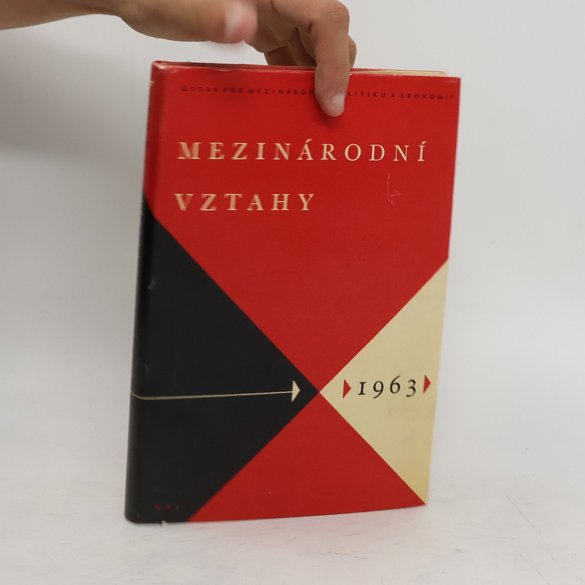 kolektiv Mezinárodní vztahy 1963