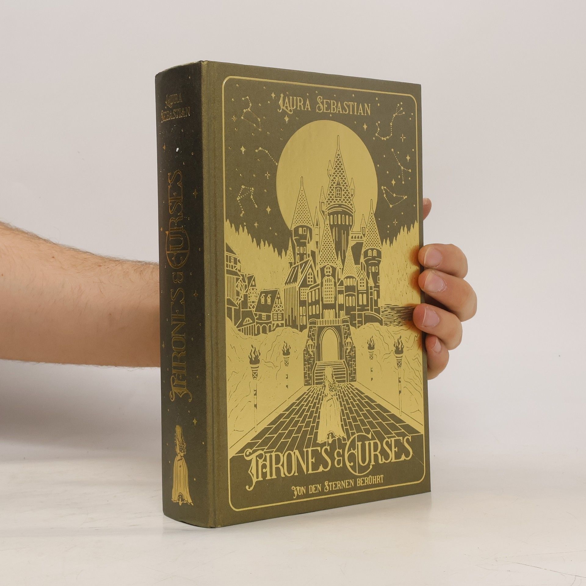 Laura Sebastian Thrones and Curses. Von den Sternen berührt