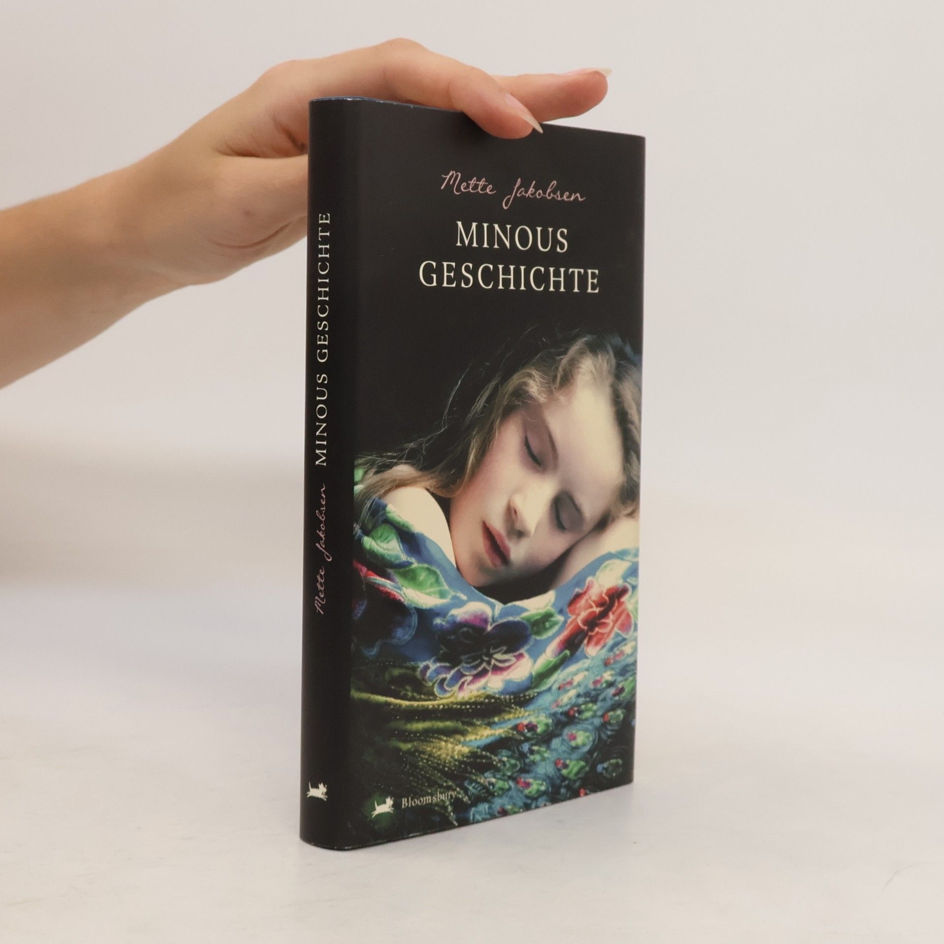 Mette Jakobsen Minous Geschichte