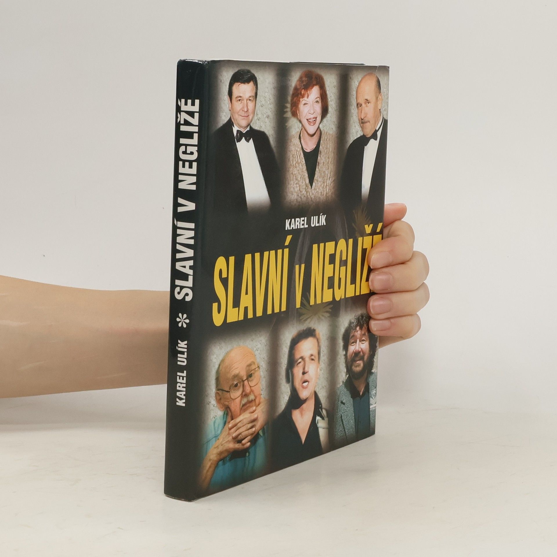Karel Ulík Slavní v negližé