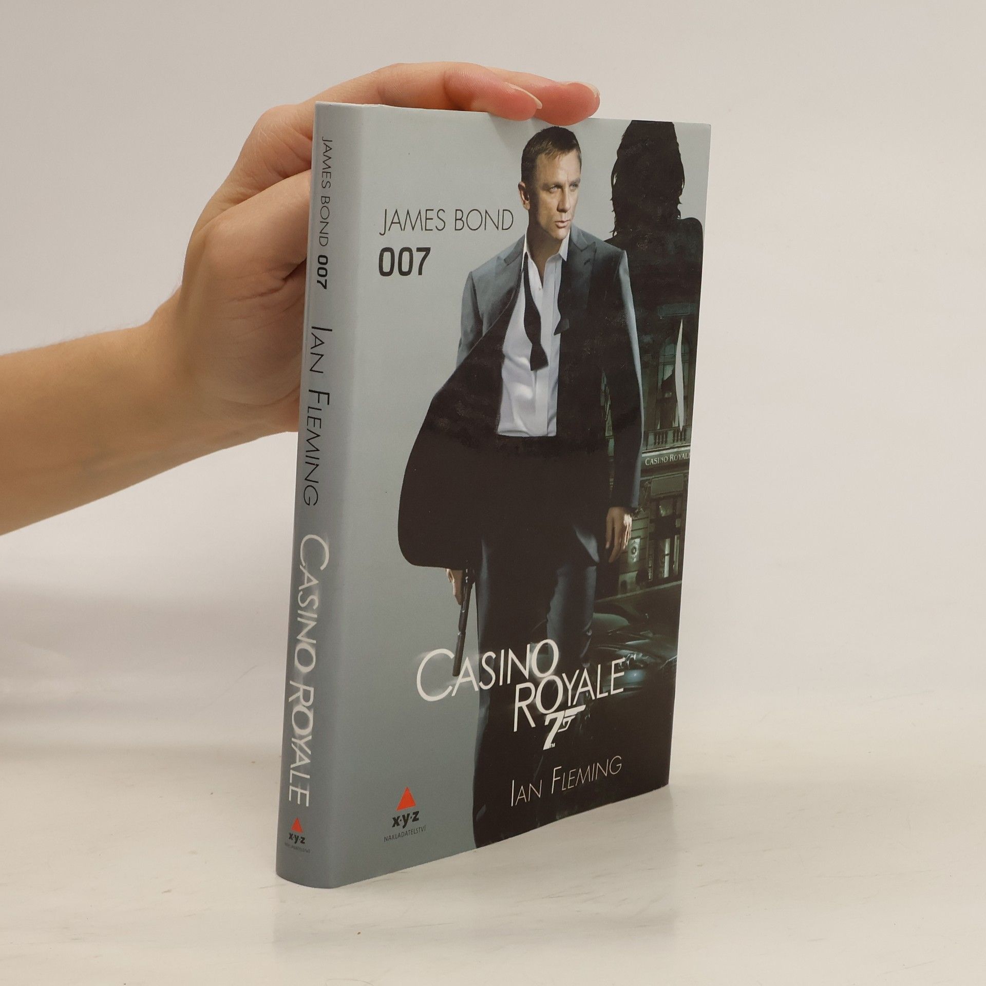 Ian Fleming Casino Royale. James Bond 007