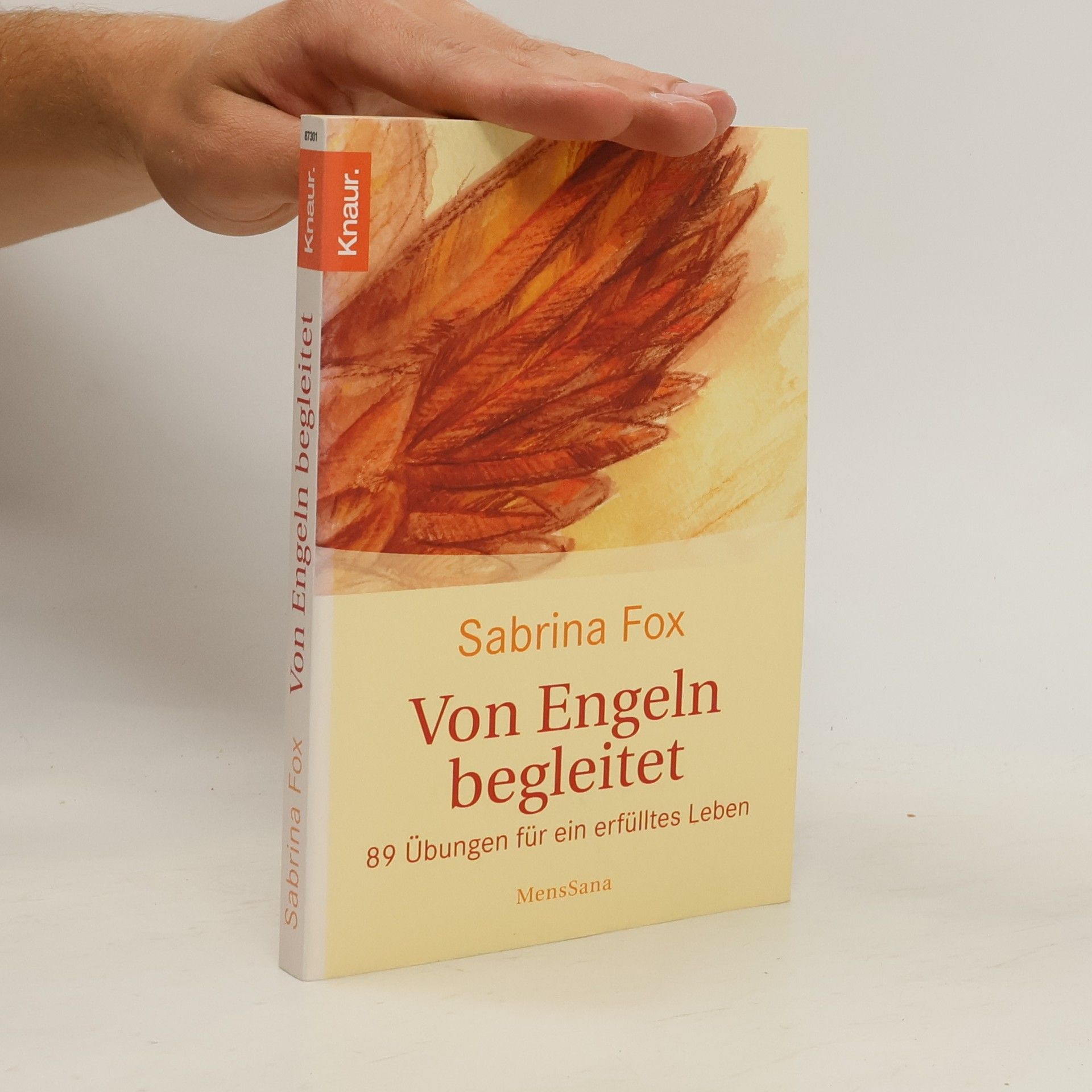 Sabrina Fox Von Engeln begleitet
