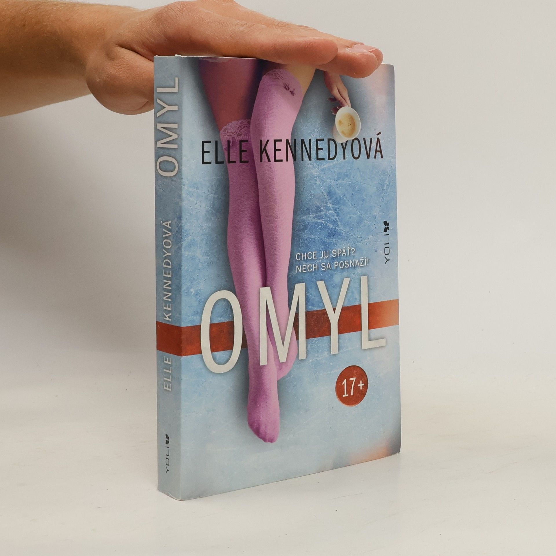 Elle Kennedy Omyl
