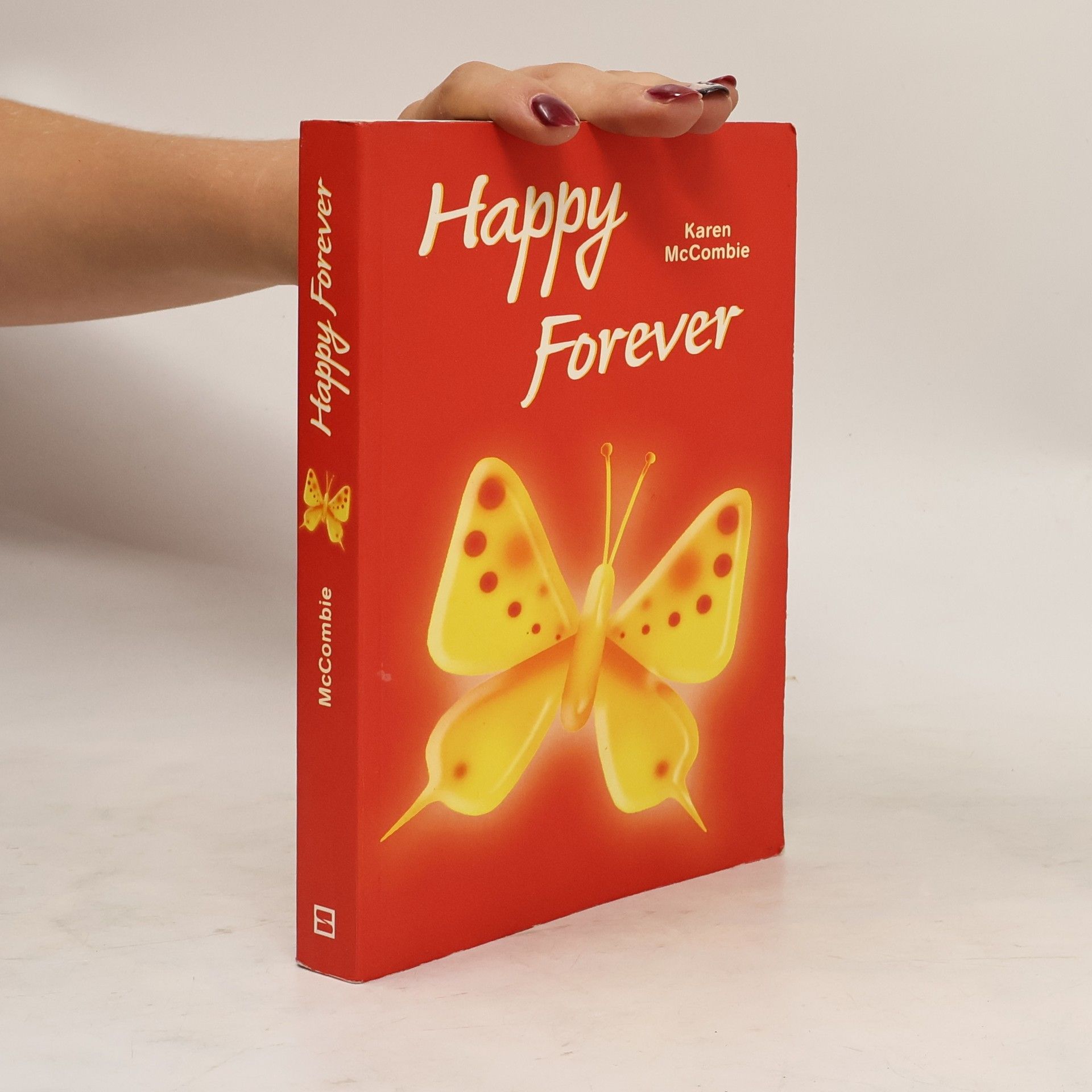 Karen McCombie Happy forever