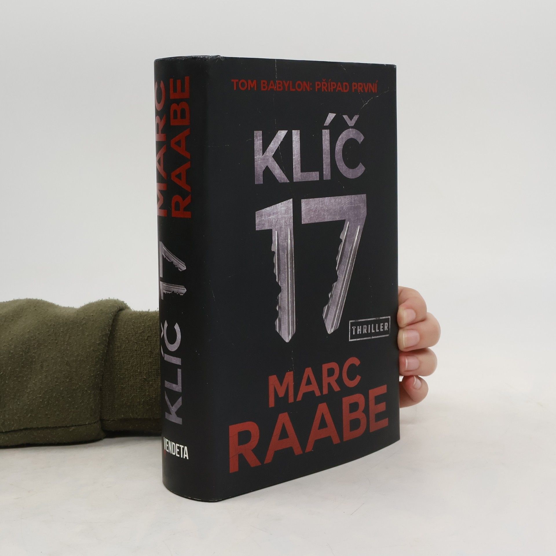 Marc Raabe Klíč 17