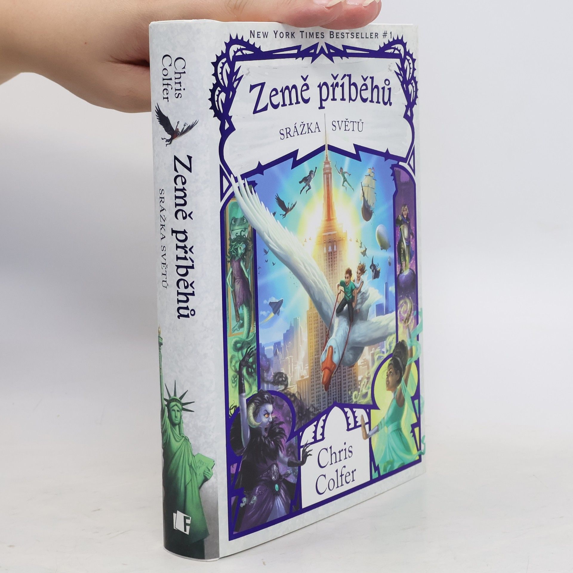 Chris Colfer Země příběhů. Srážka světů
