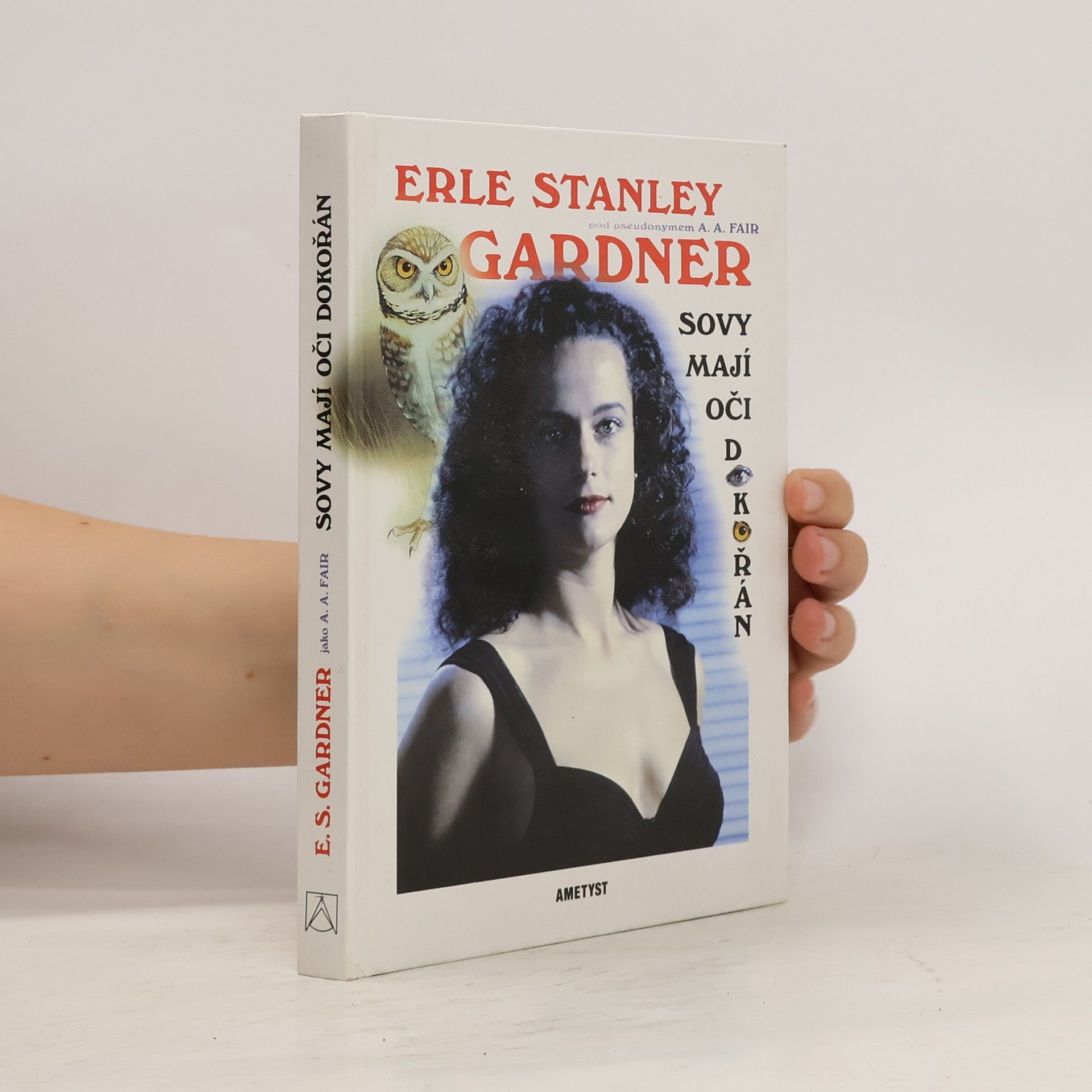 Erle Stanley Gardner Sovy mají oči dokořán