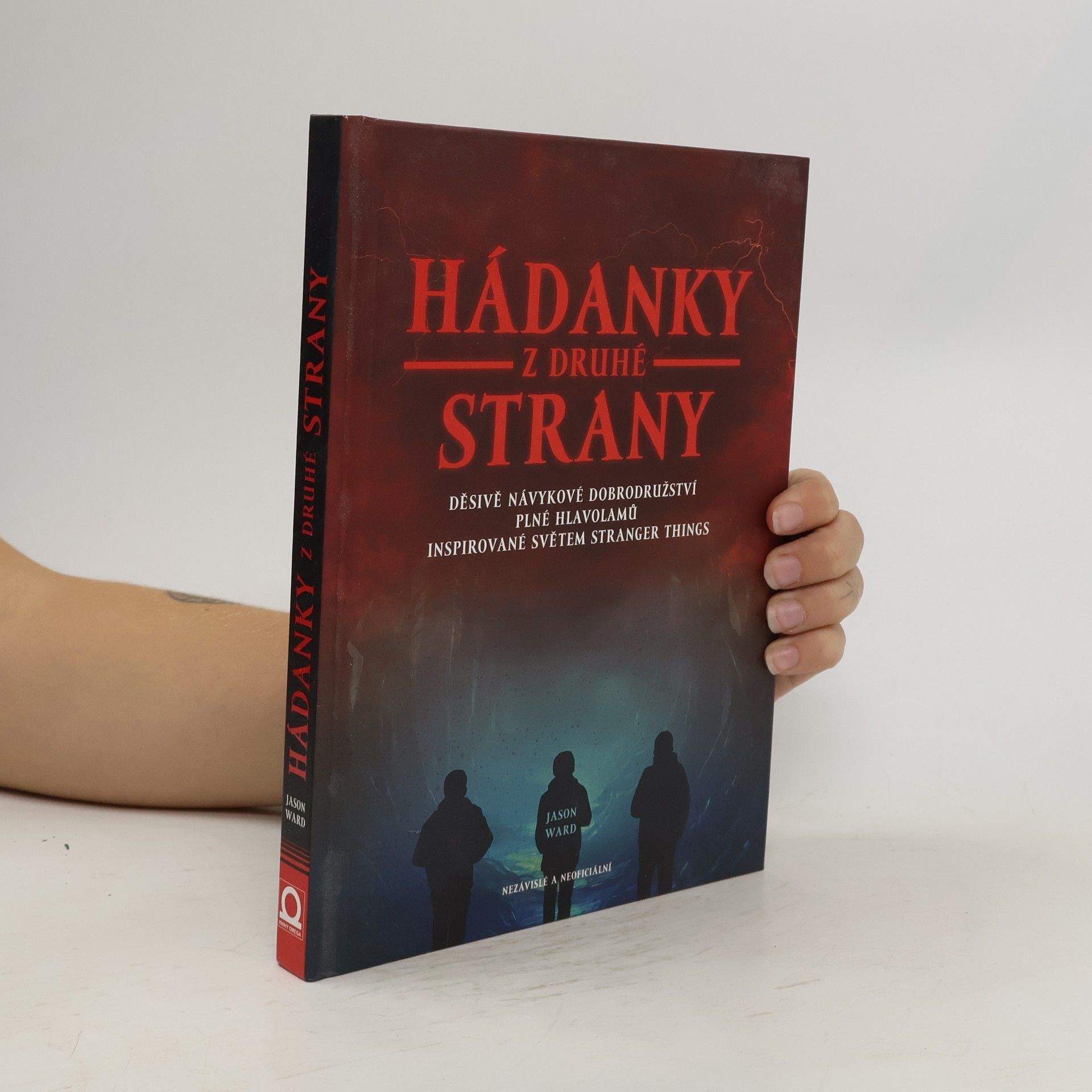 Hádanky z druhé strany. Děsivě návykové dobrodružství plné hlavolamů inspirované světem Stranger things