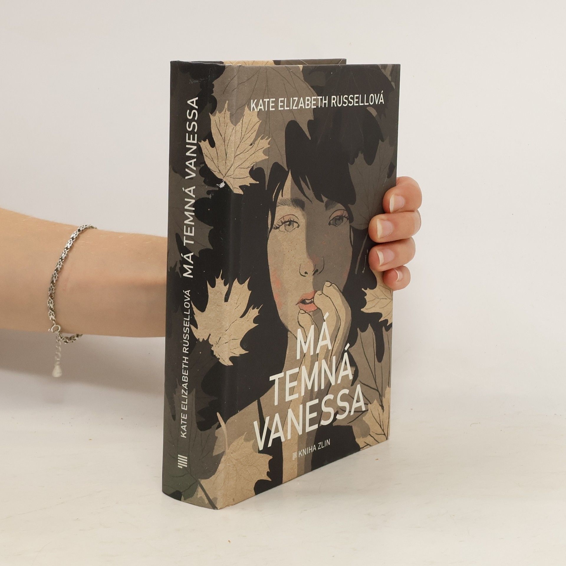 Kate Russell Má temná Vanessa