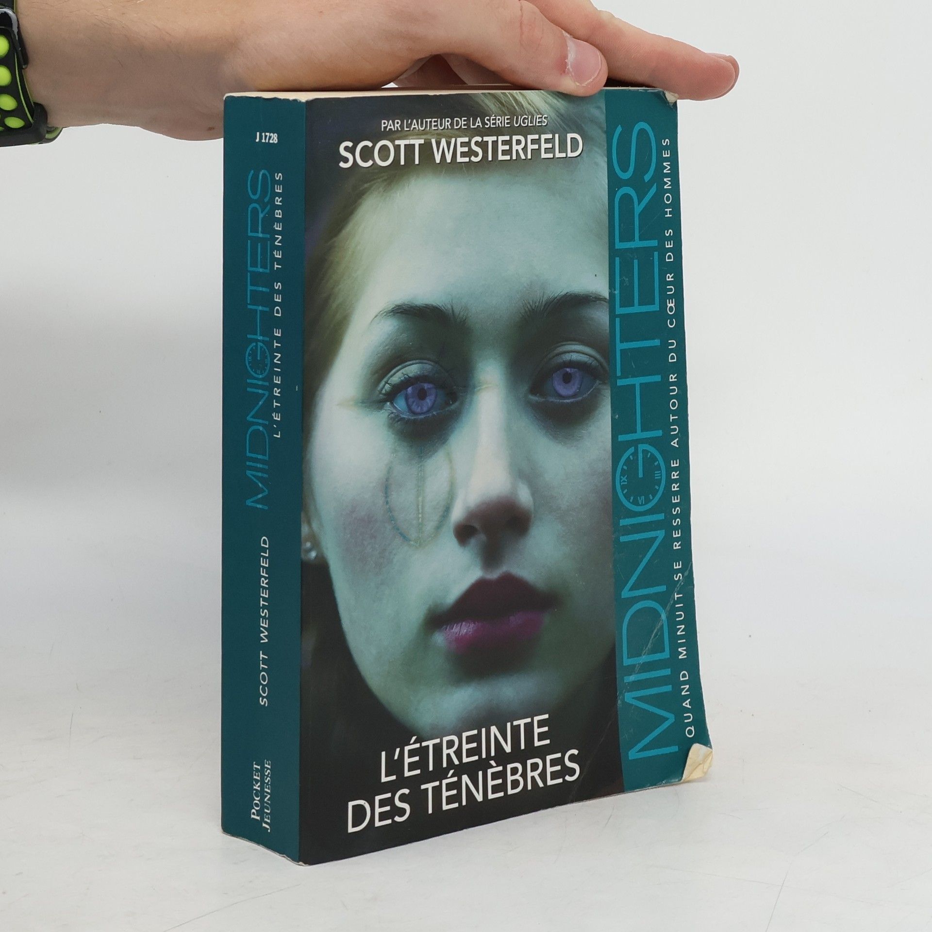 Scott Westerfeld L'étreinte des ténèbres