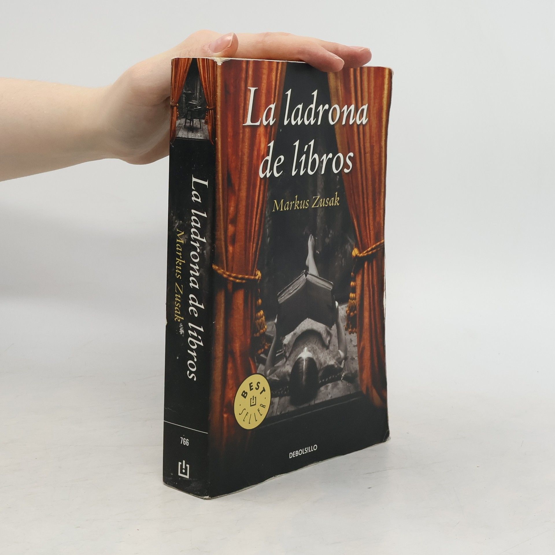 Markus Zusak La ladrona de libros