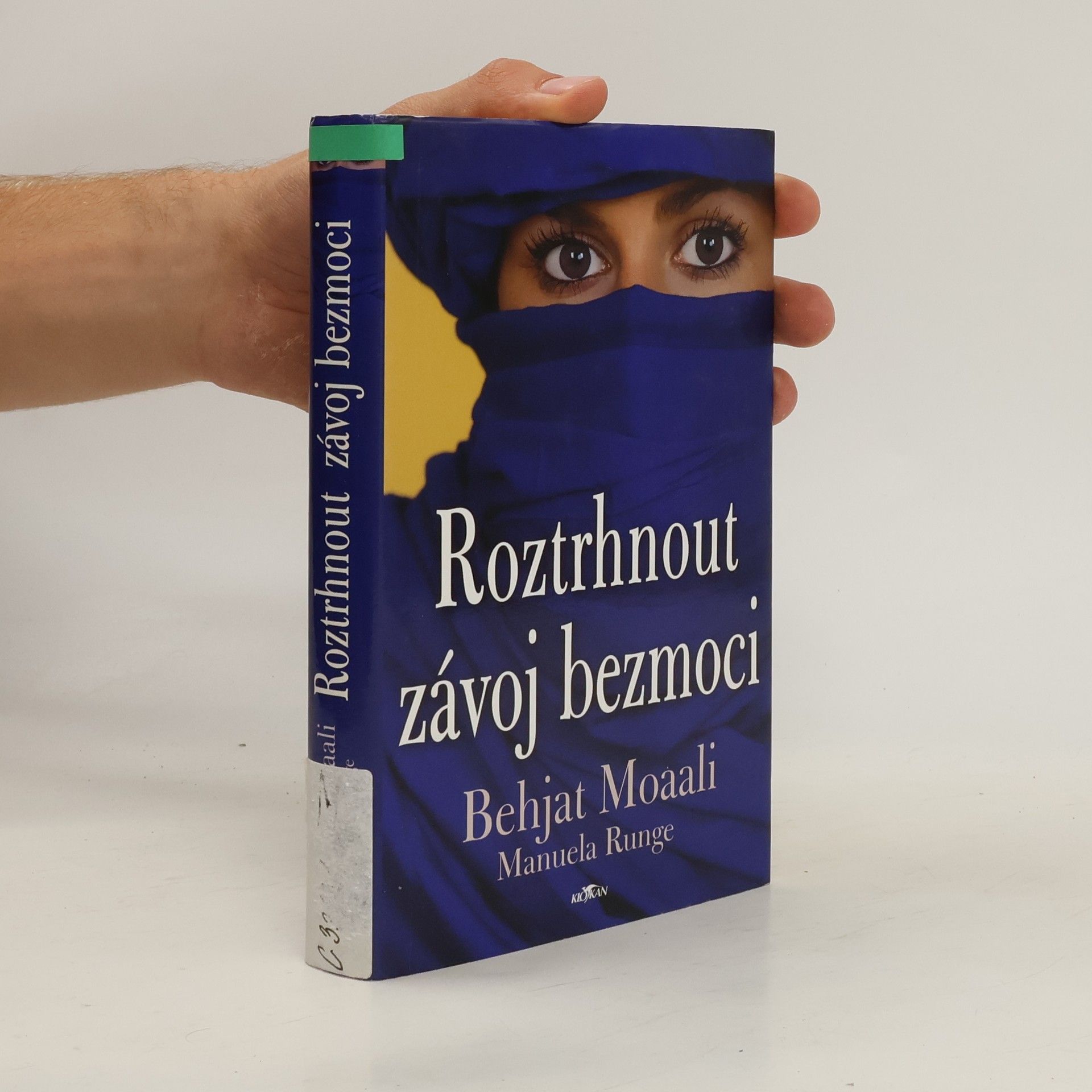 Behjat Moaali Roztrhnout závoj bezmoci