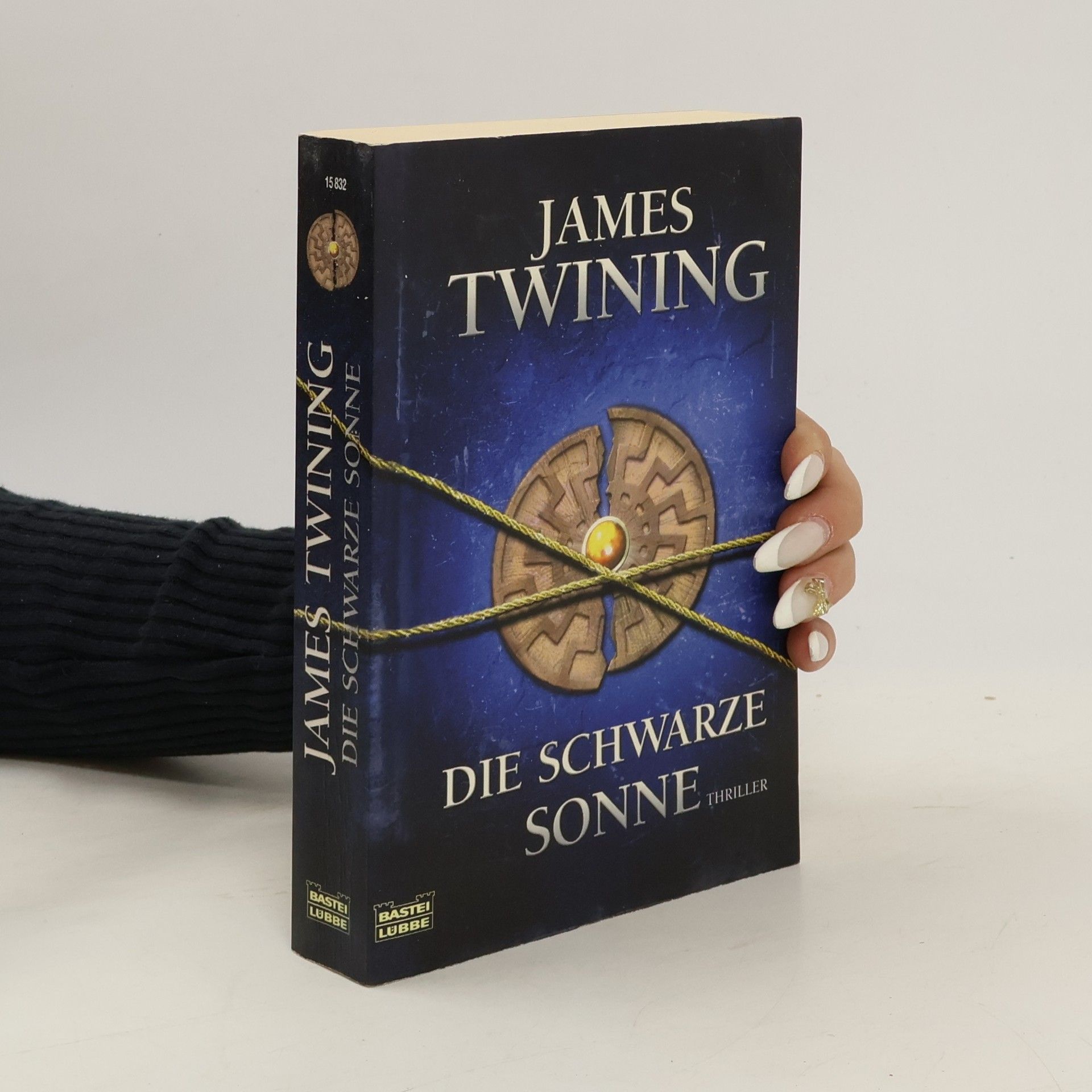 James Twining Die schwarze Sonne
