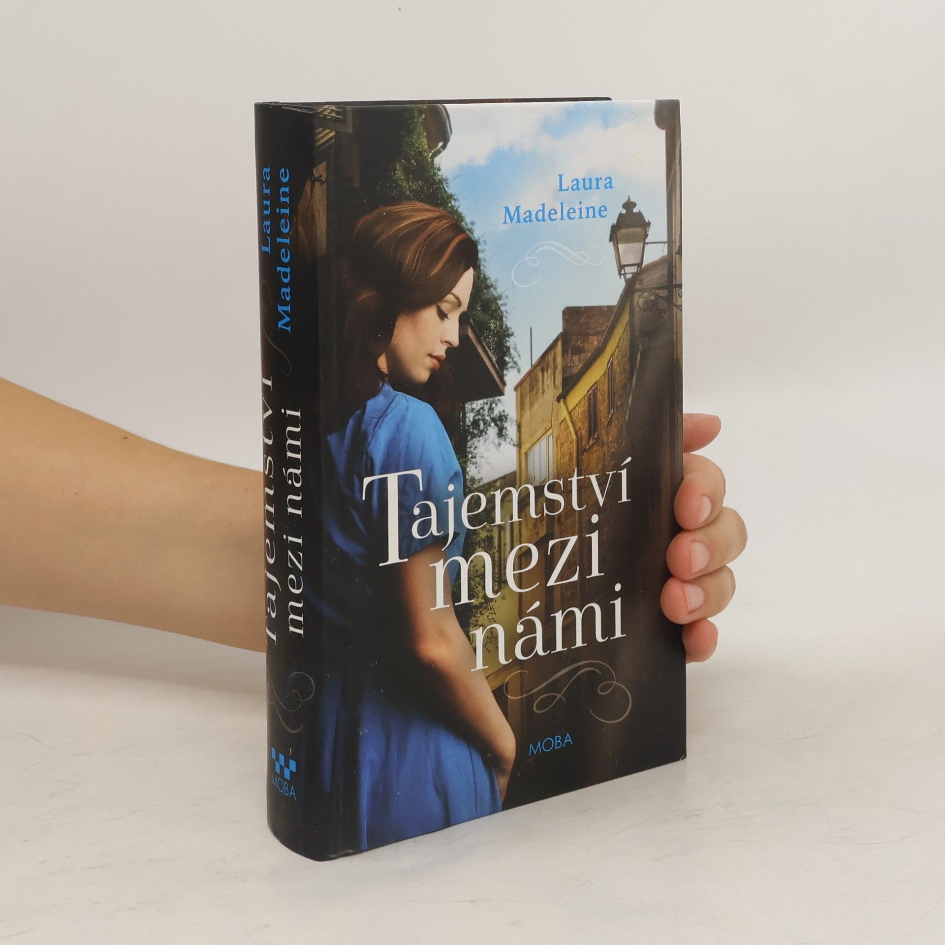 Laura Madeleine Tajemství mezi námi