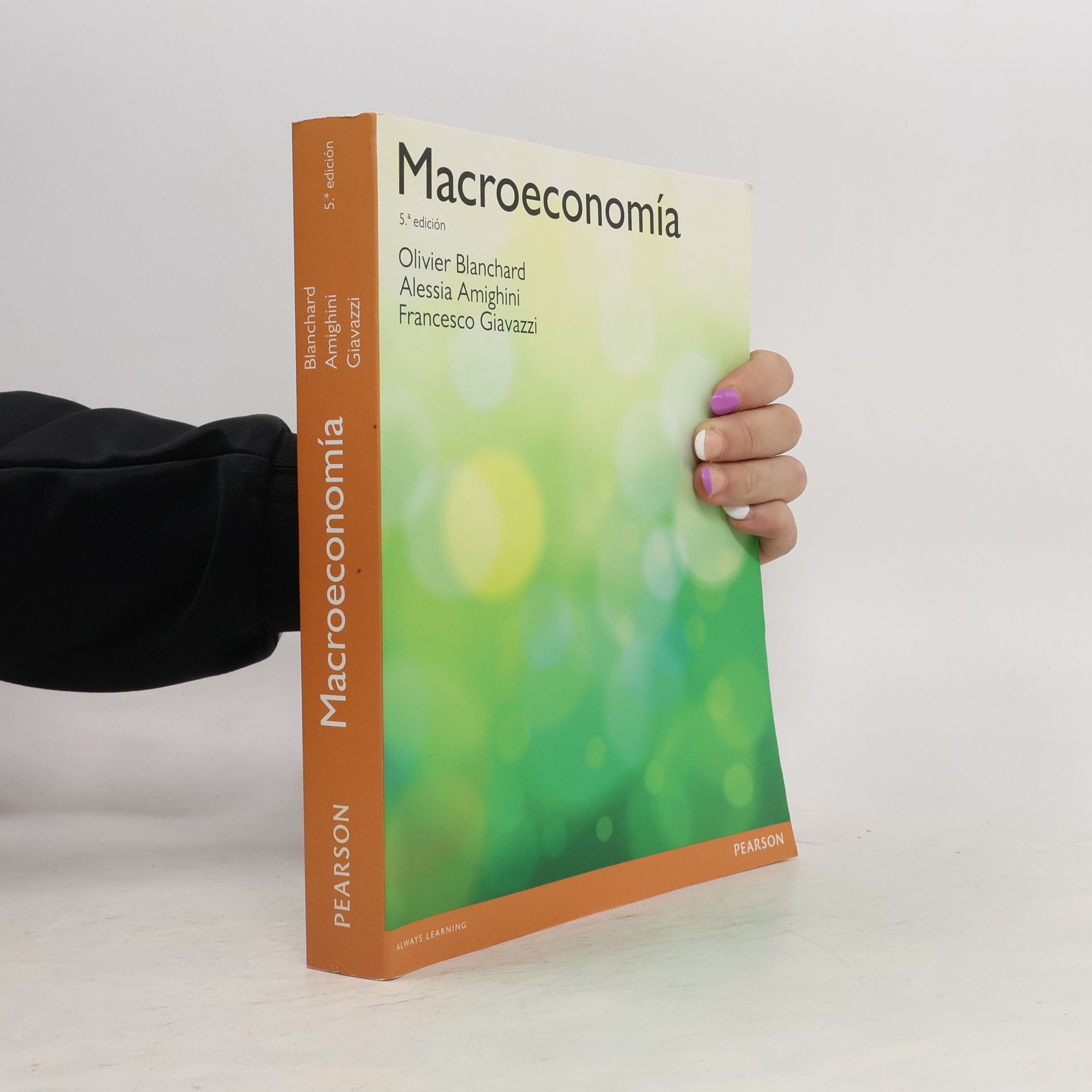 neuveden Macroeconomía