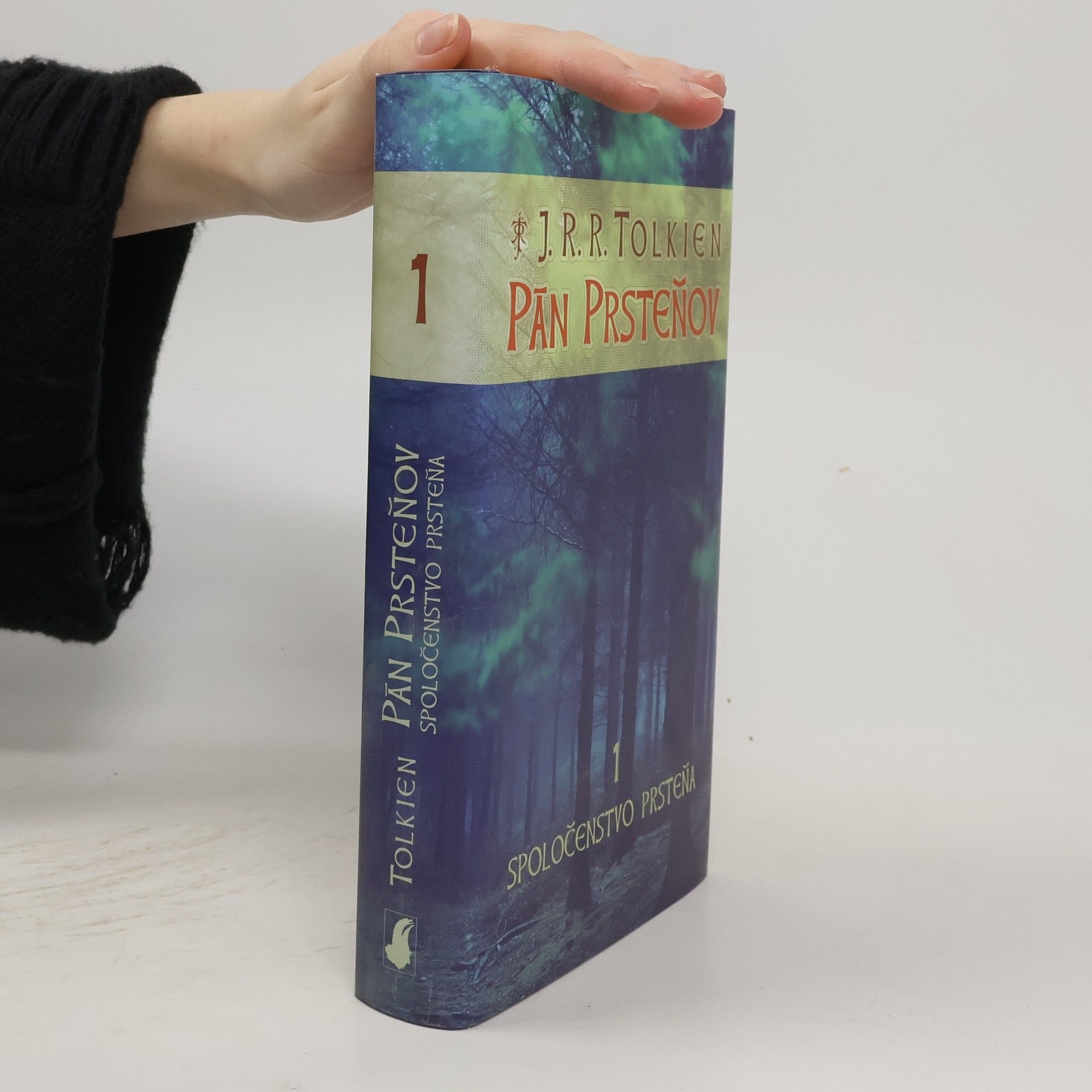 J. R. R. Tolkien Pán prsteňov 1. Spoločenstvo prsteňa