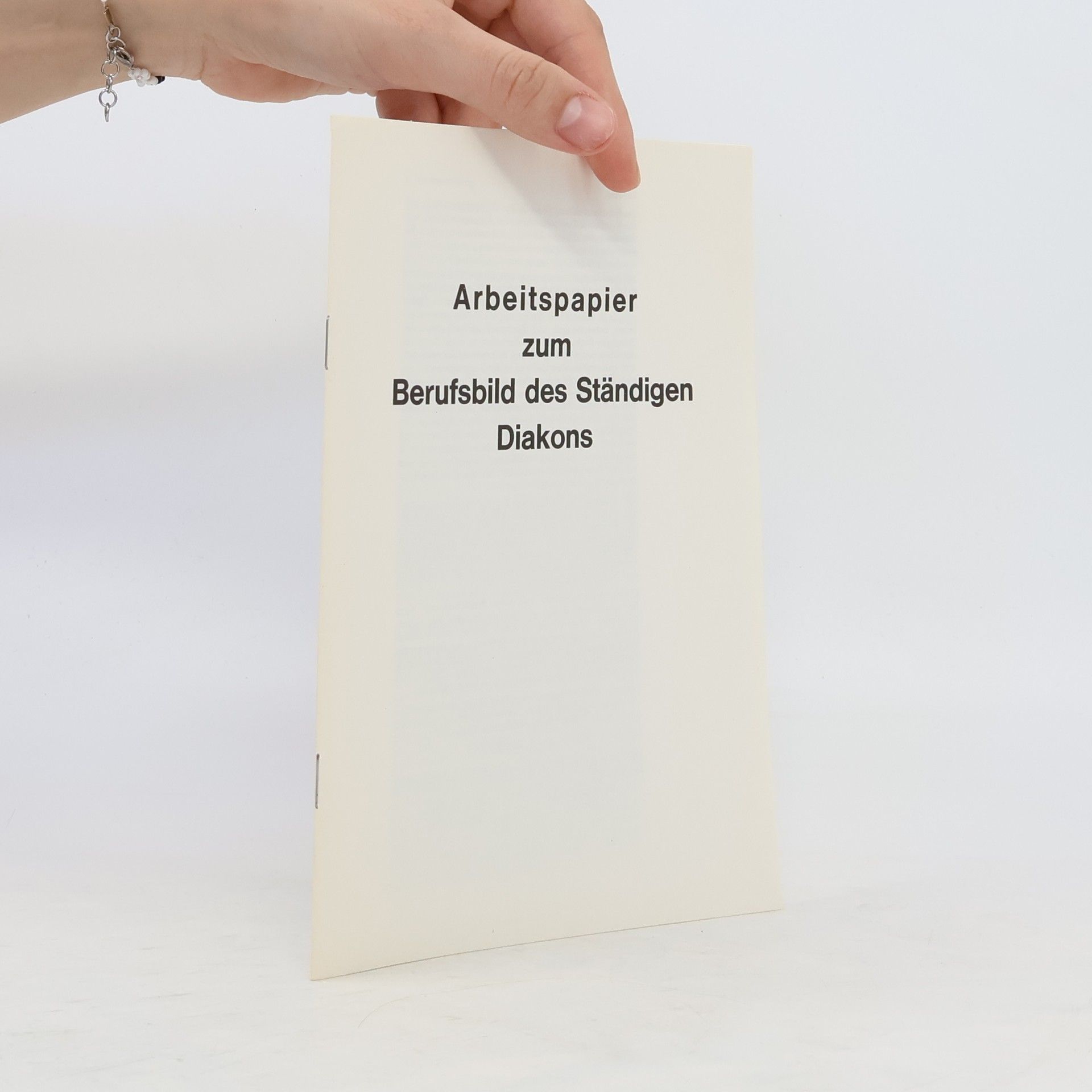 AA.VV. Arbeitspapier zum Berufsbild des Ständigen Diakons
