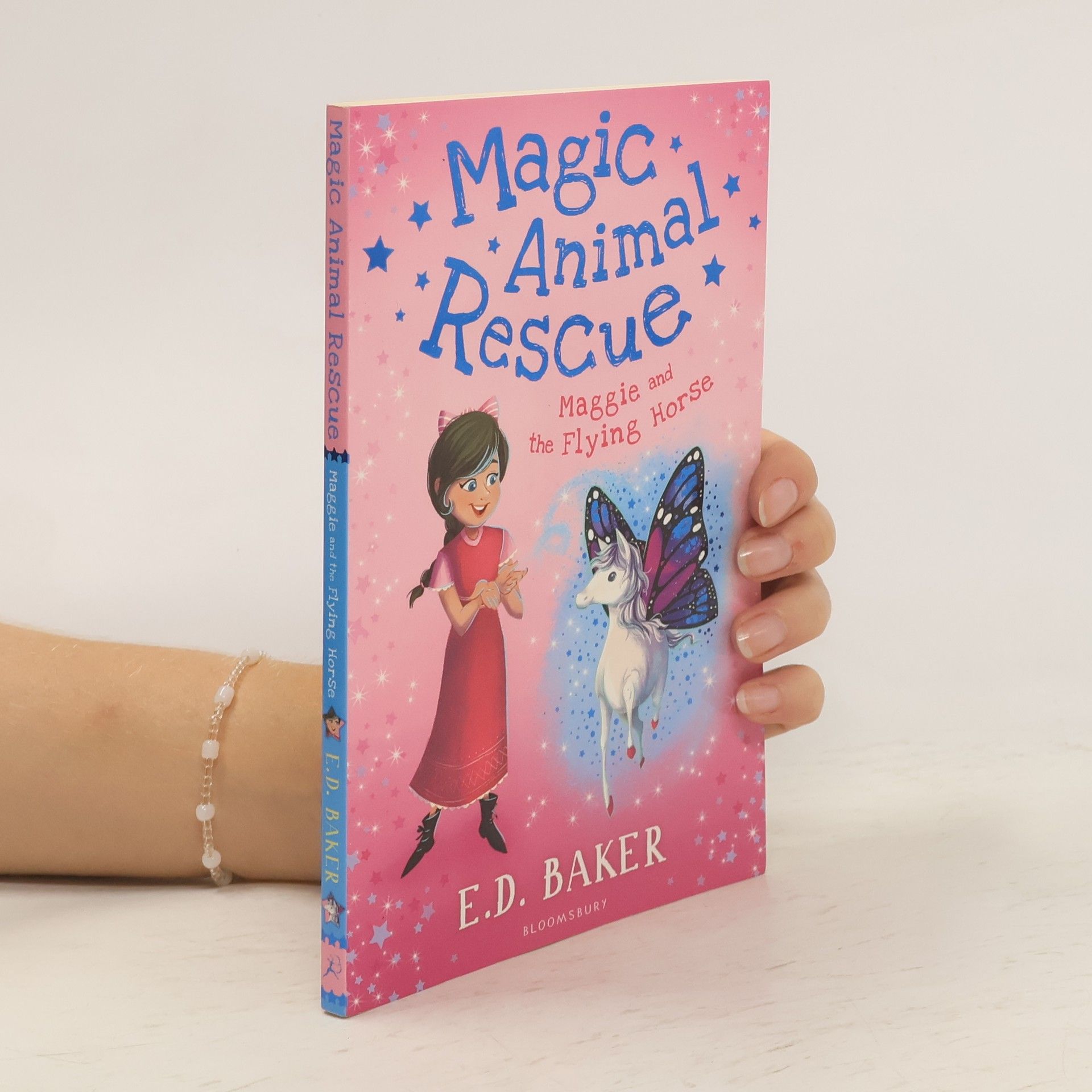 E. D. Baker Magic Animal Rescue: Maggie and the Flying Horse