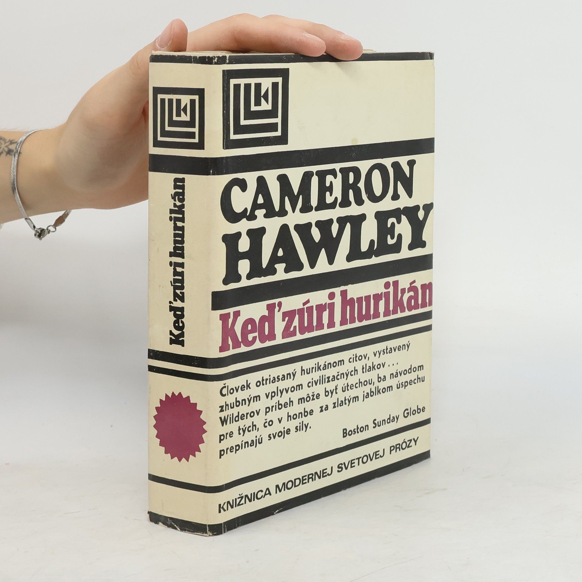 Cameron Hawley Keď zúri hurikán