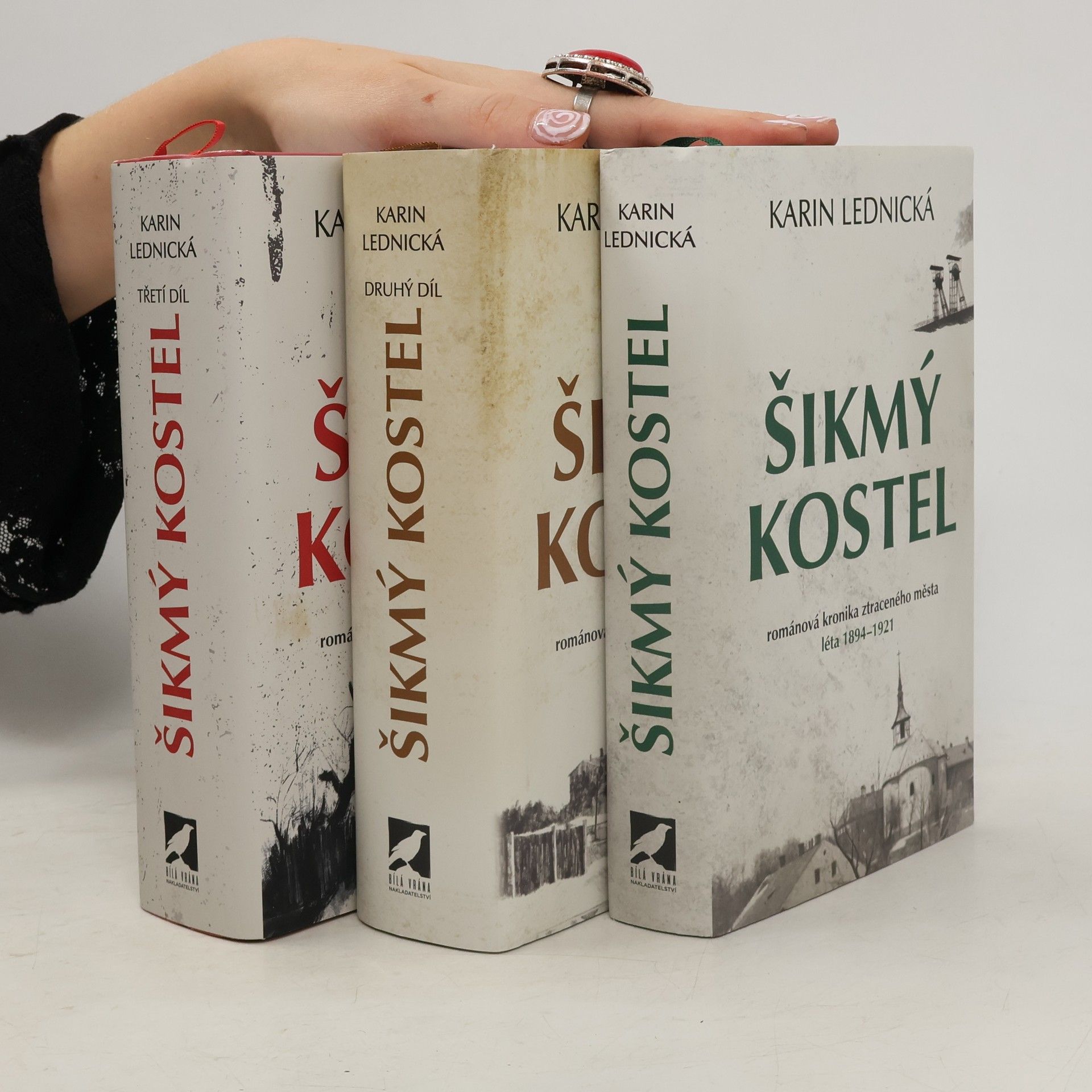 Karin Lednická Šikmý kostel 1-3