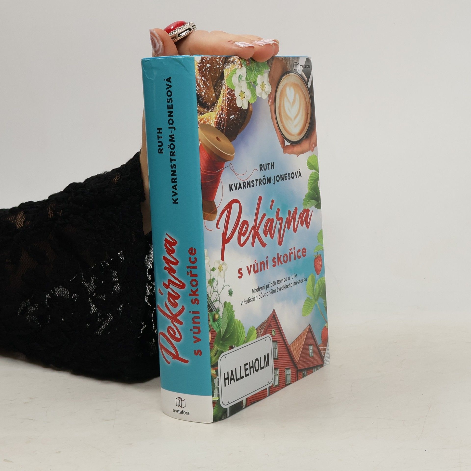 Ruth Kvarnström Jones Pekárna s vůní skořice