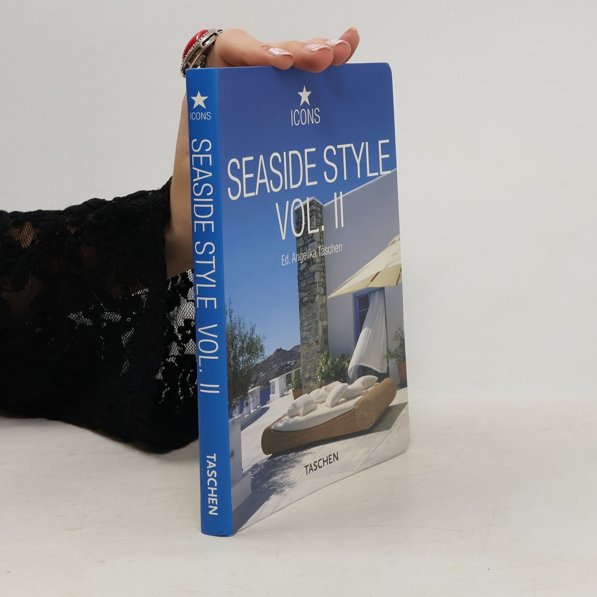 Christian E. Reiter Seaside style
