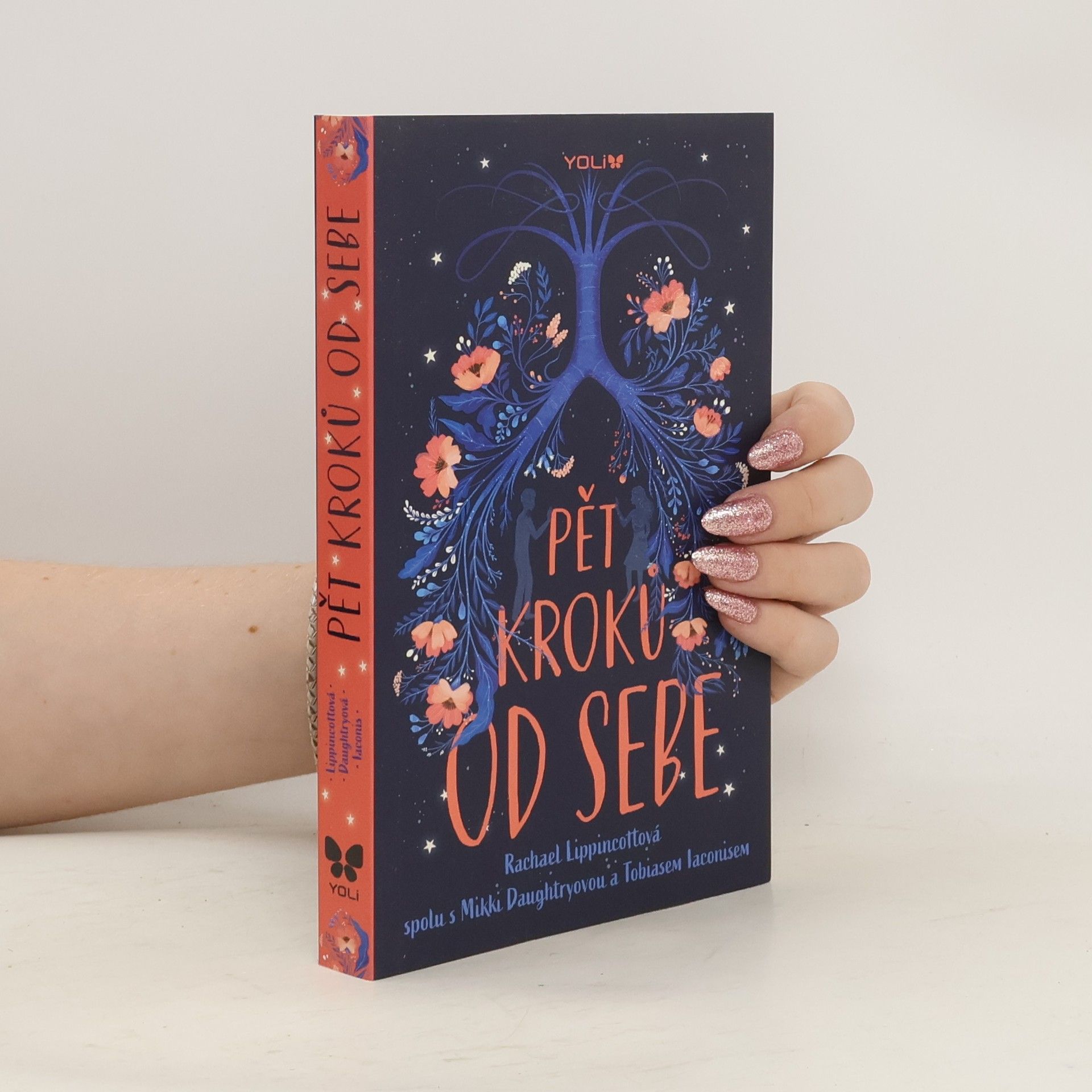 Rachael Lippincott Pět kroků od sebe