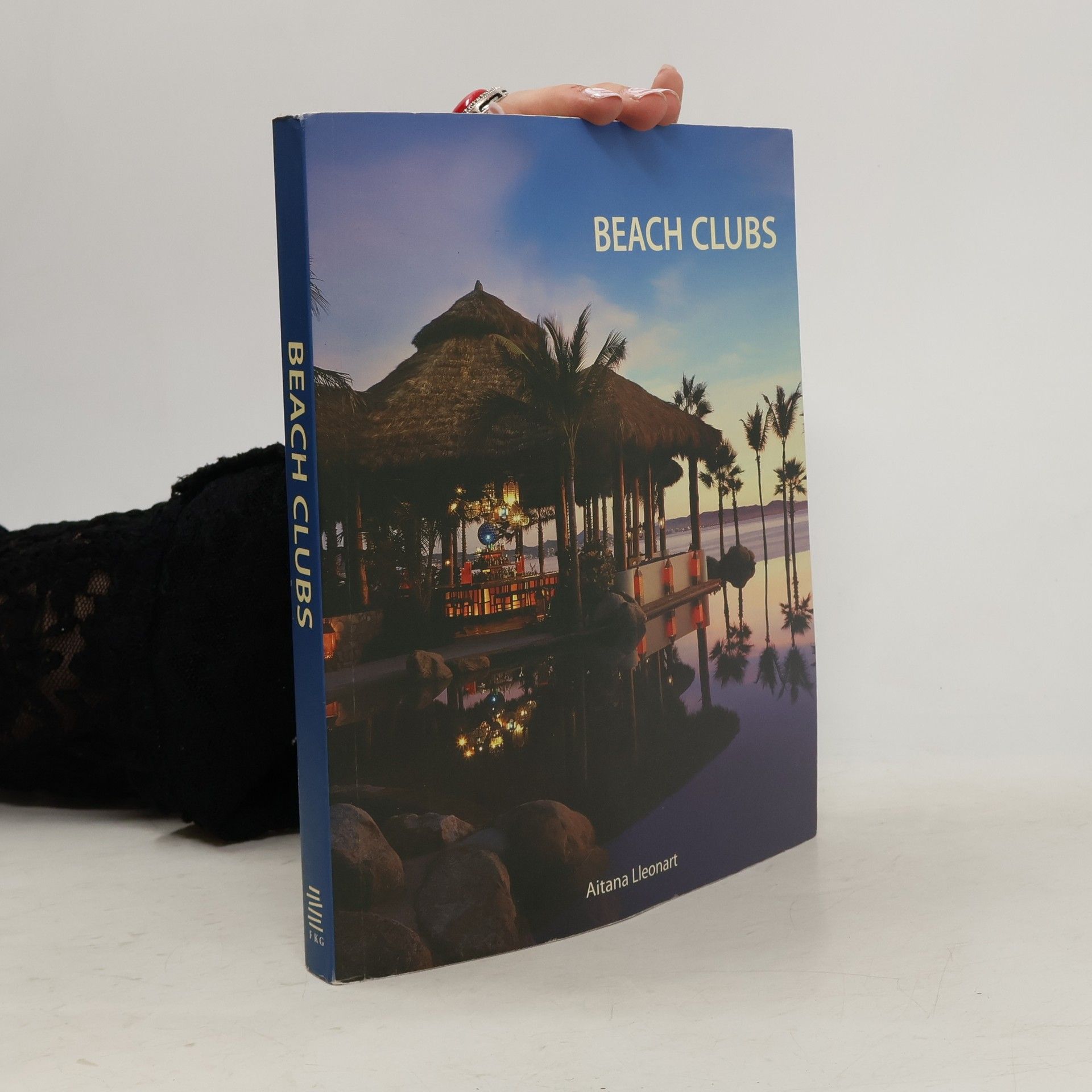 Aitana Lleonart Beach Clubs
