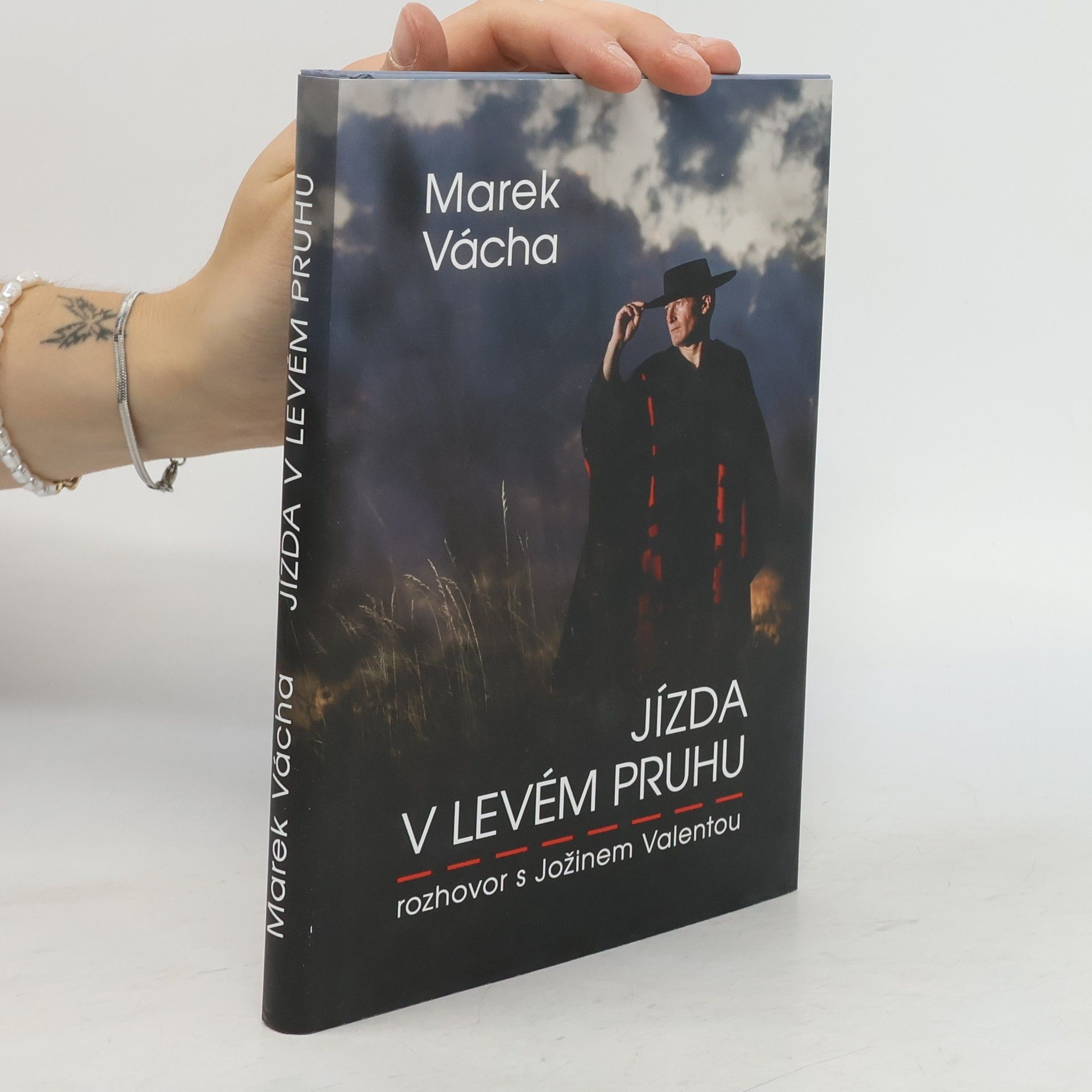 Jízda v levém pruhu - rozhovor s Jožinem Valentou
