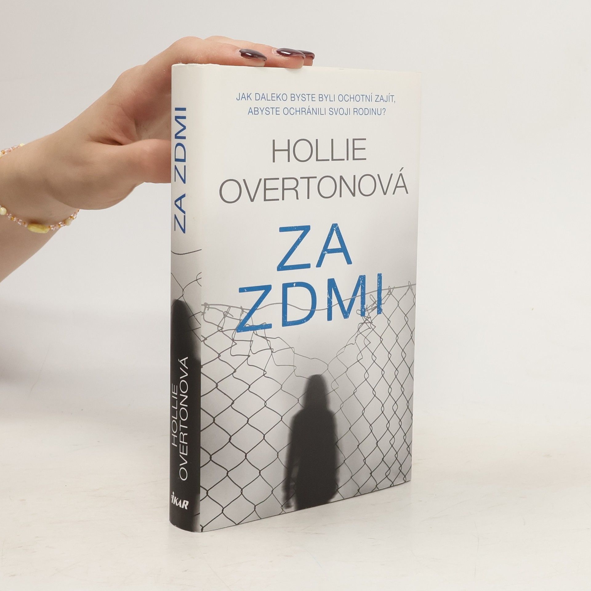 Hollie Overton Za zdmi