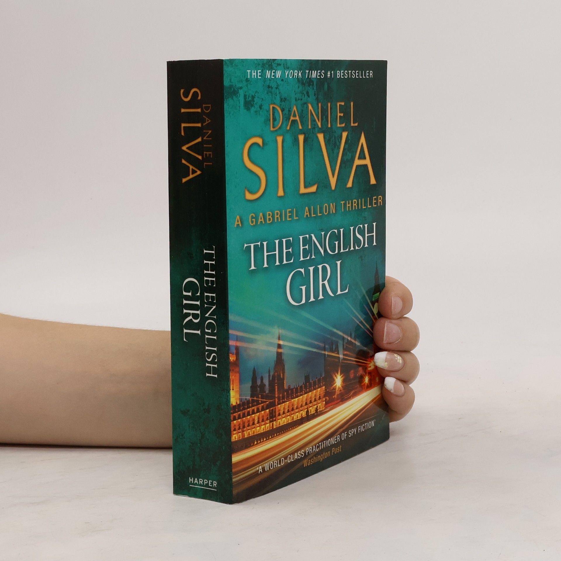 Daniel Silva The English Girl