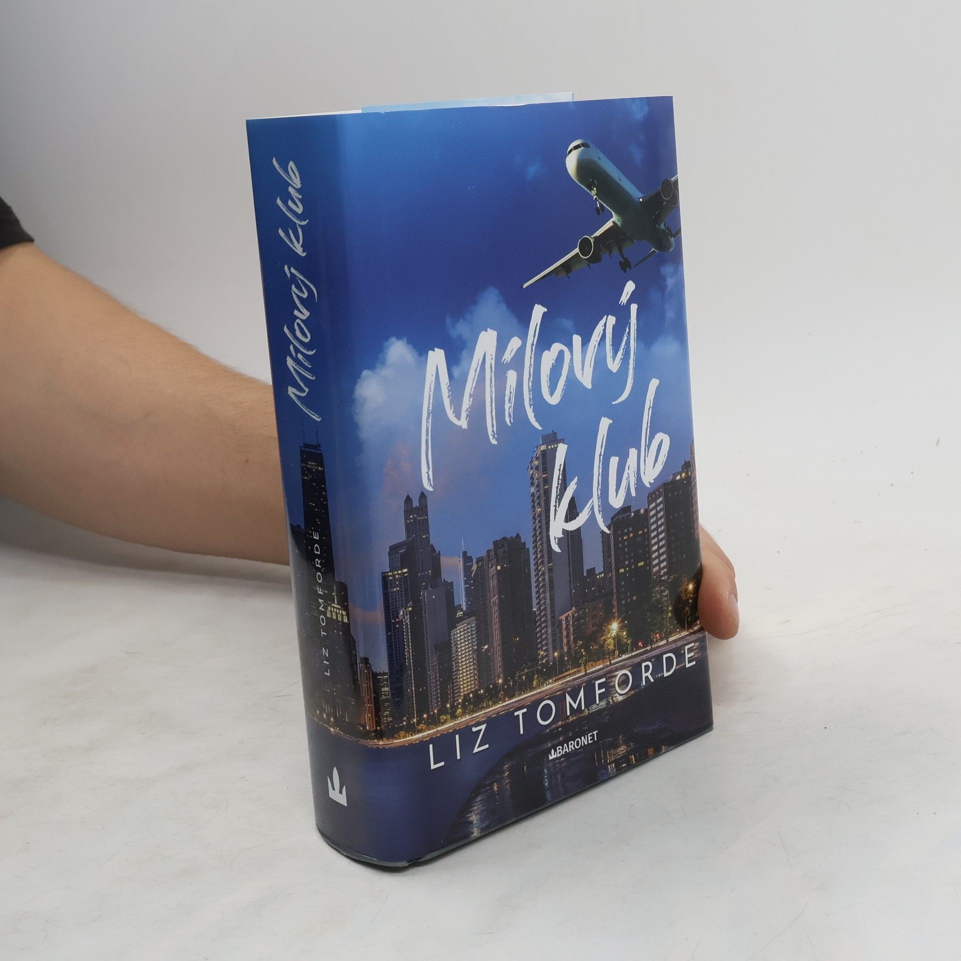 Liz Tomforde Mílový klub