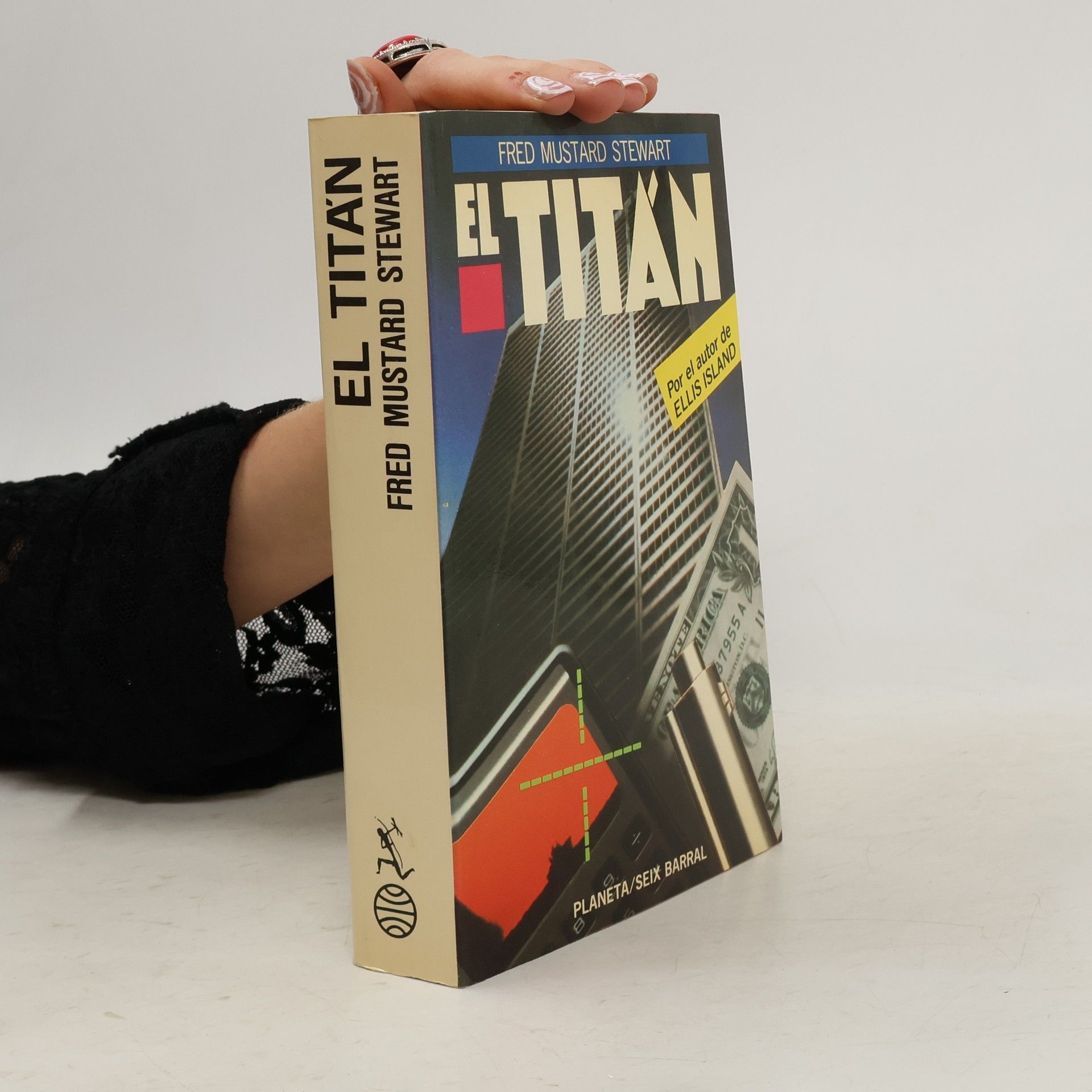 Fred Mustard Stewart El Titan