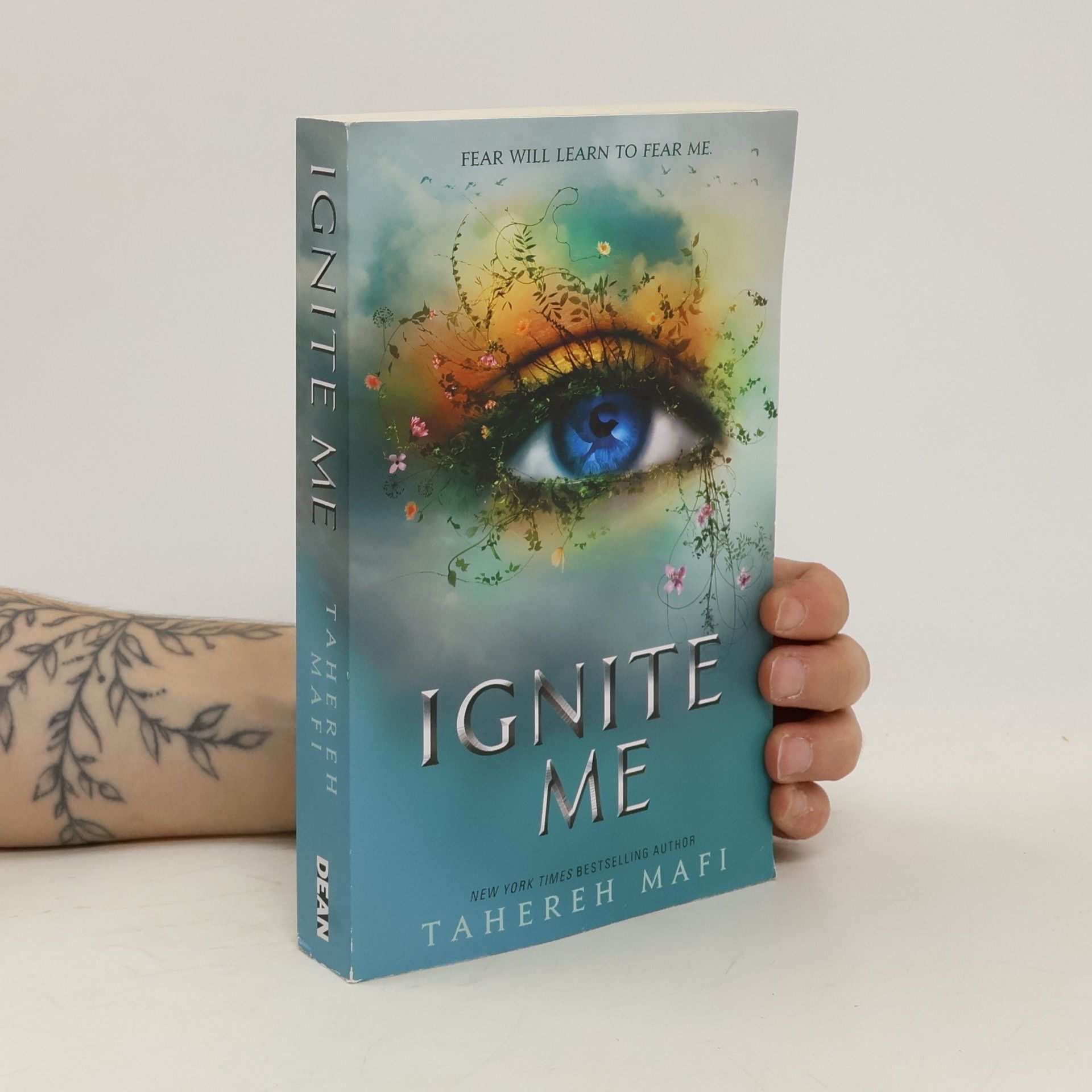 Tahereh Mafi Ignite Me