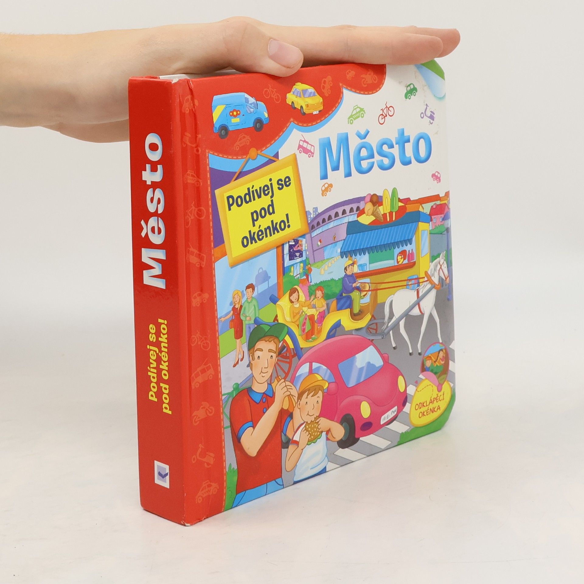Collectif d'auteurs Město - Podívej se pod okénko!