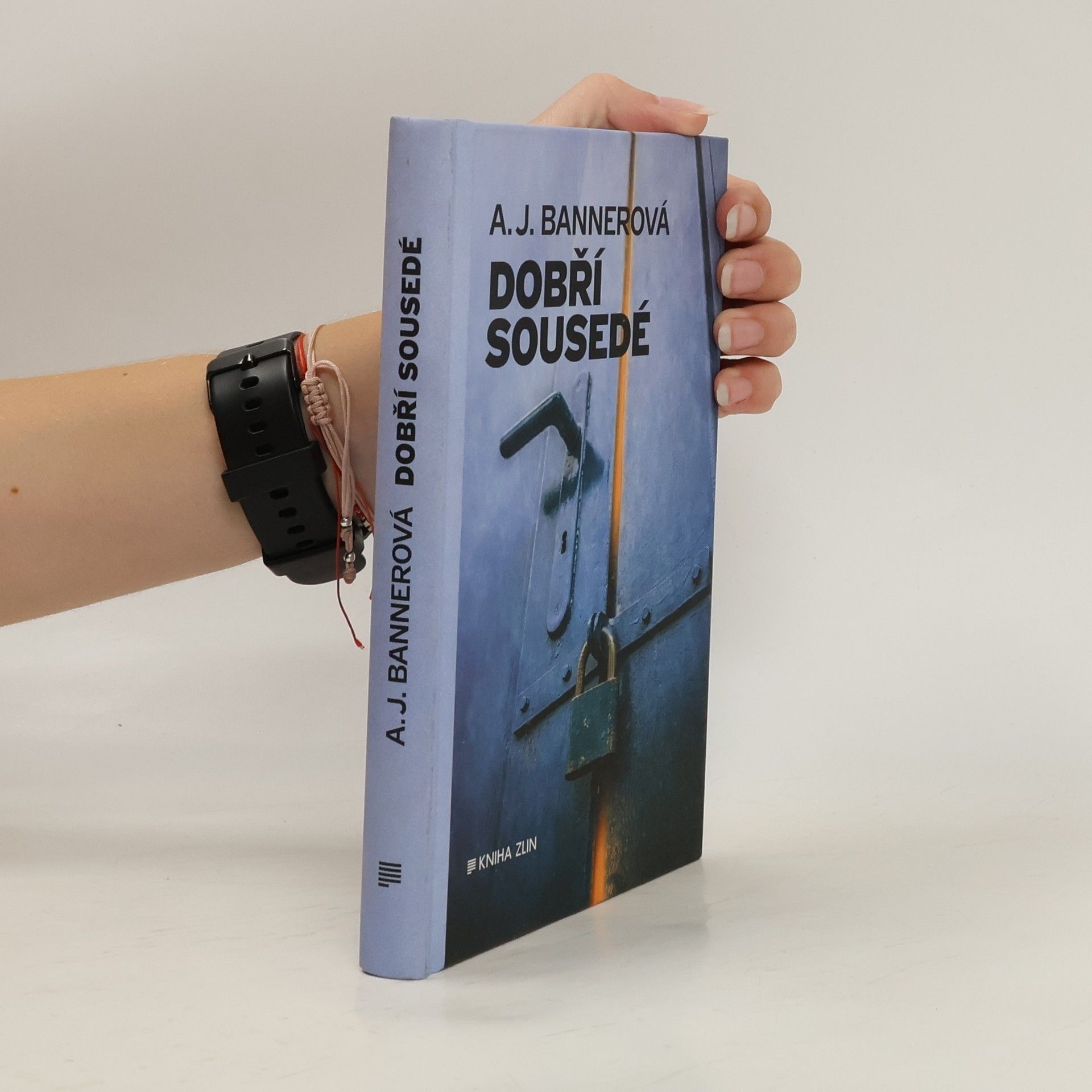 A. J. Banner Dobří sousedé