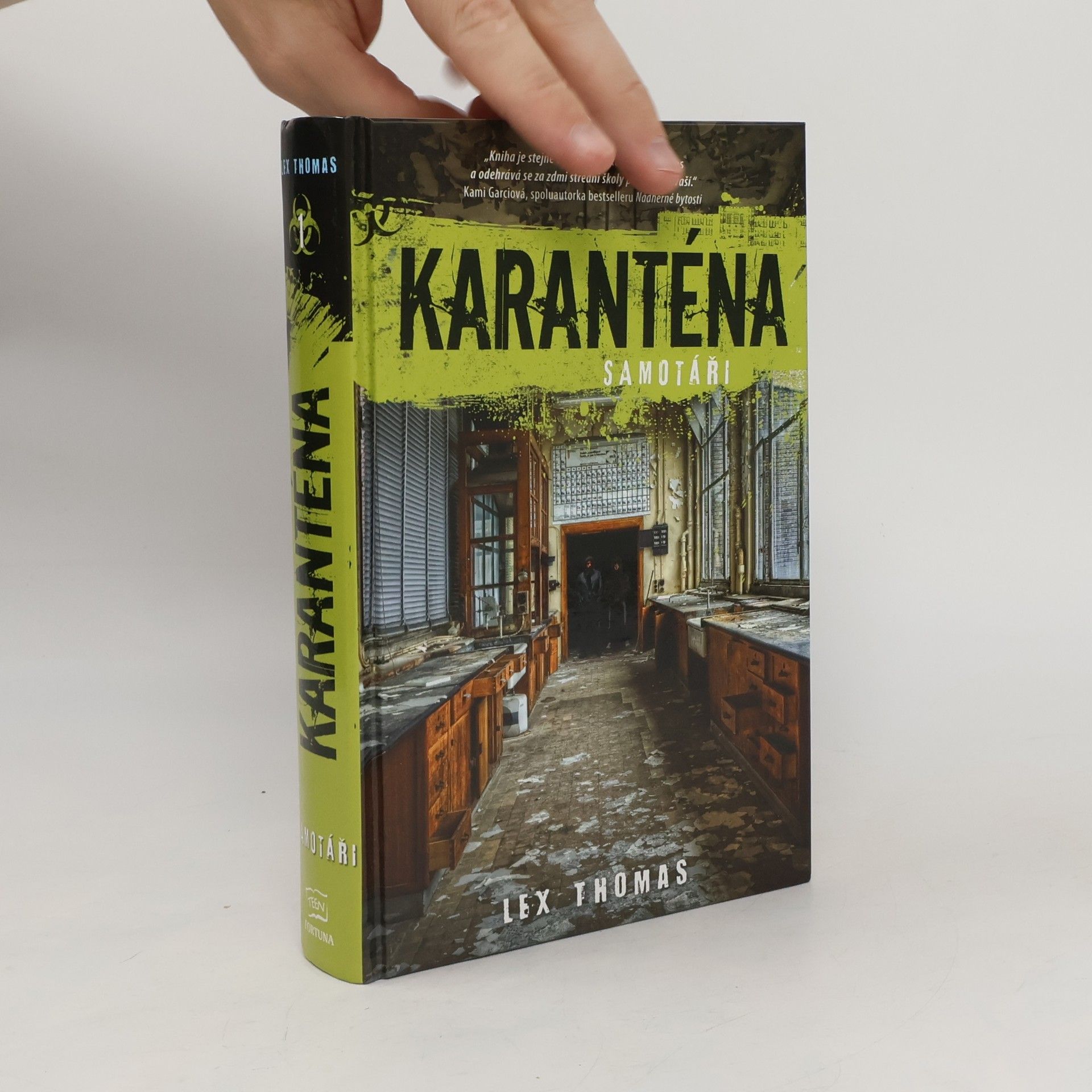 Lex Thomas Karanténa. První kniha, Samotáři