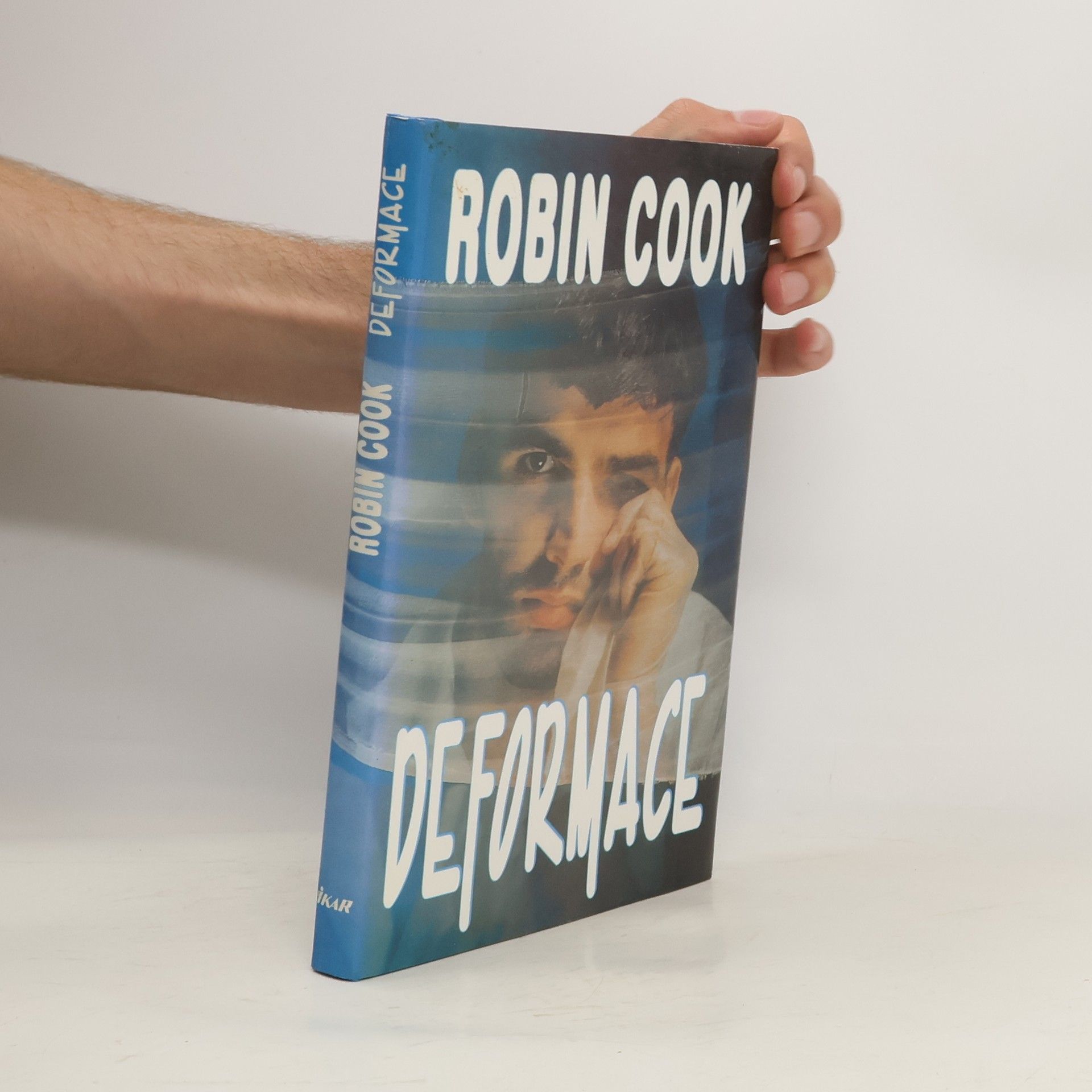 Robin Cook Deformace