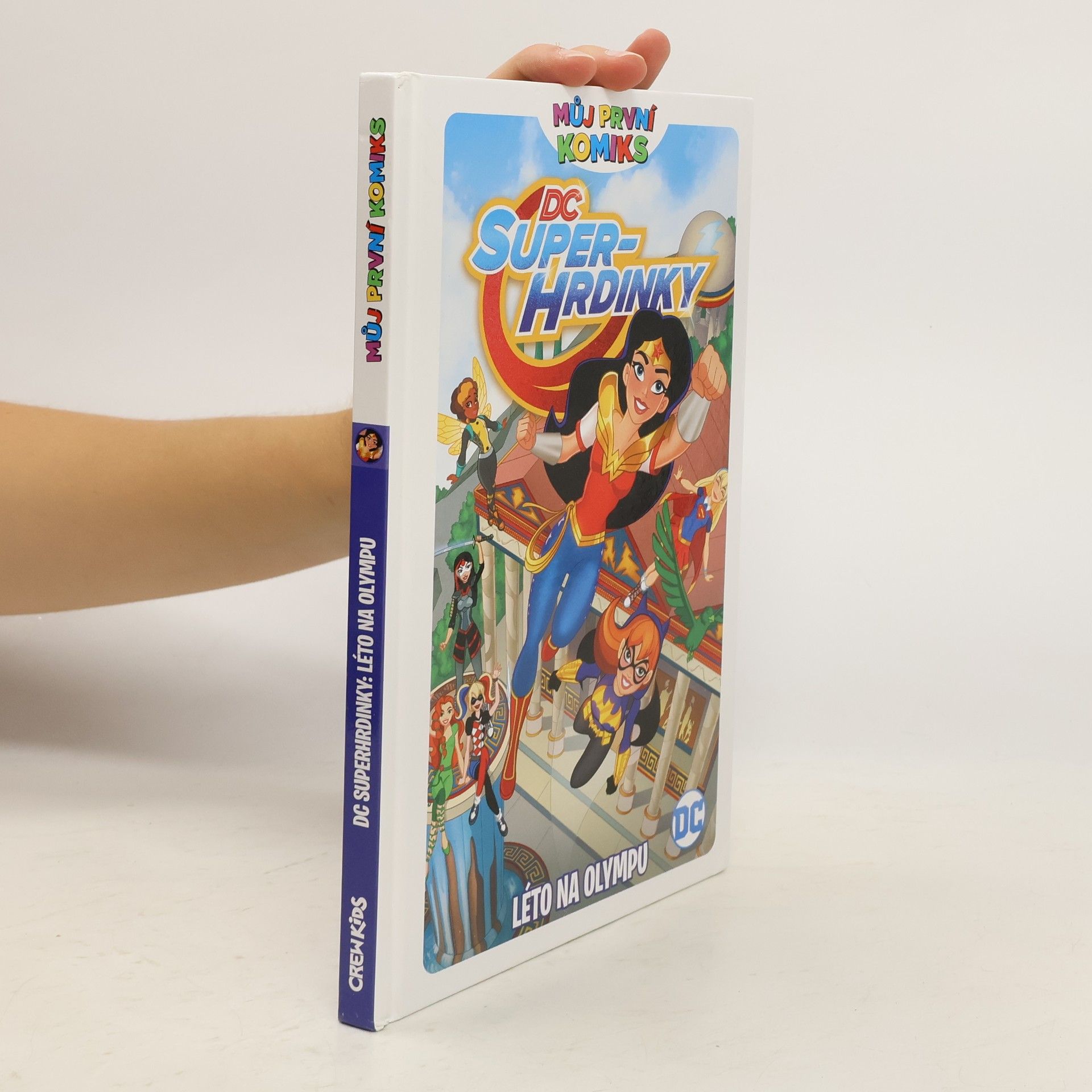 Shea Fontana DC Super-hrdinky. Léto na Olympu