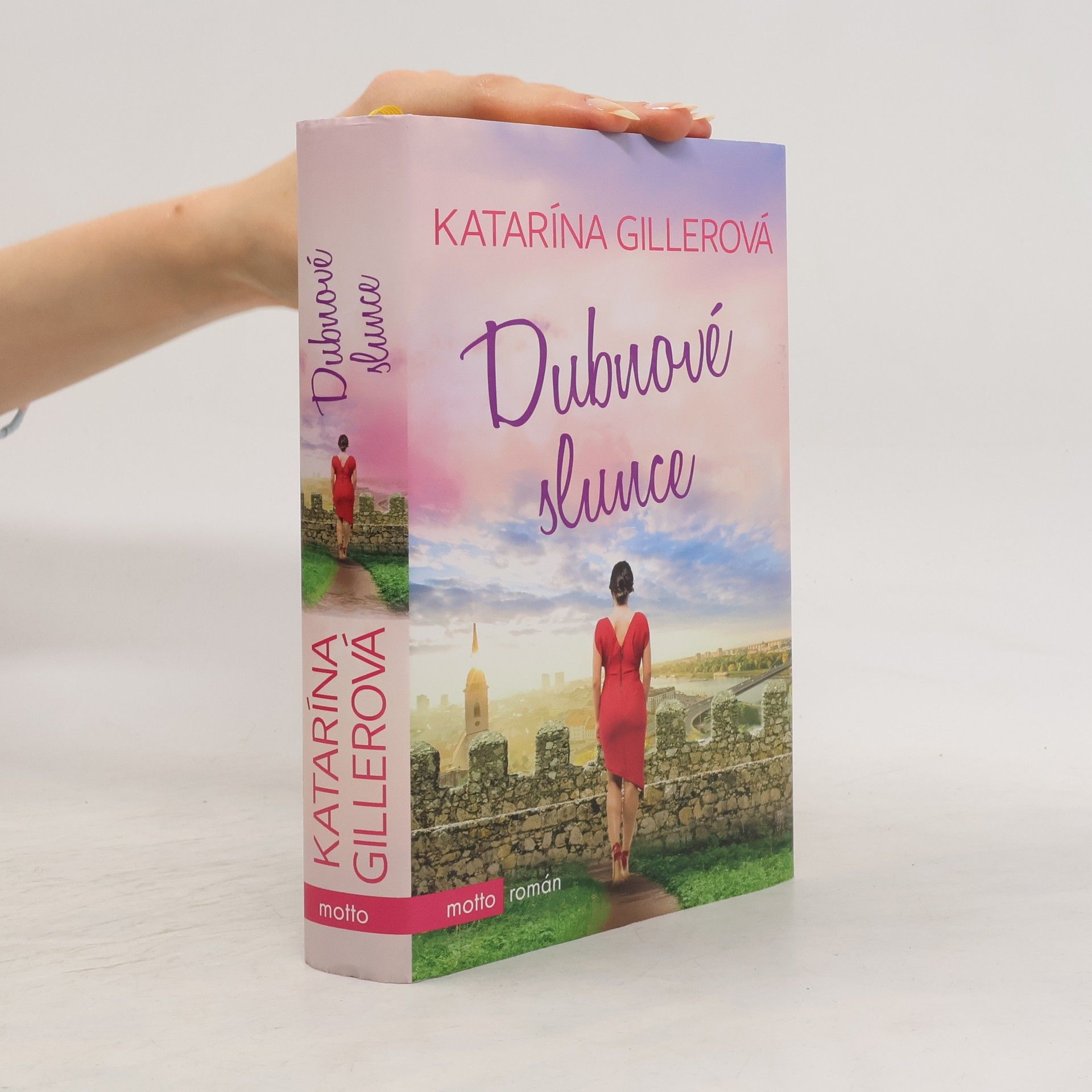 Katarína Gillerová Dubnové slunce