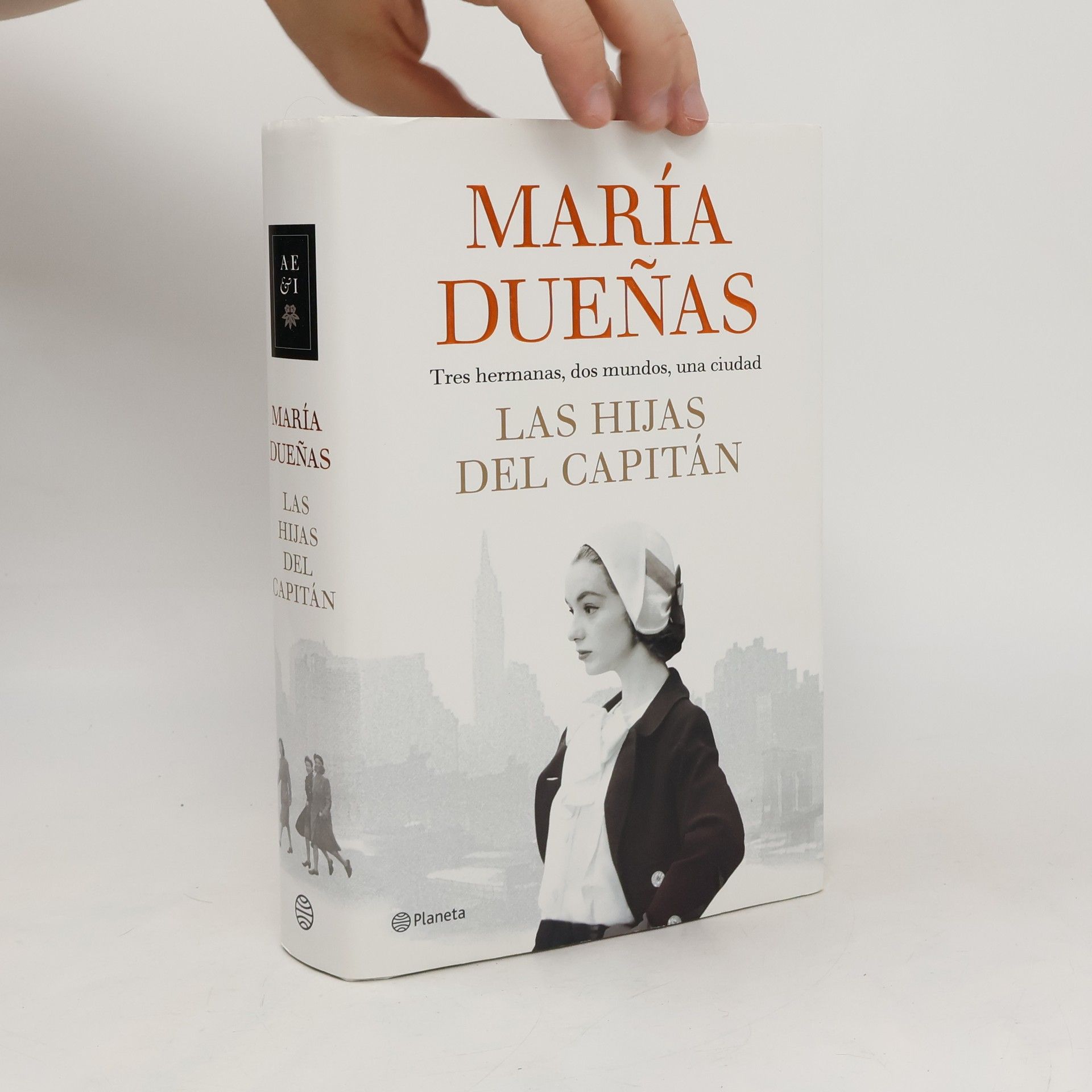 María Dueñas Las hijas del Capitán