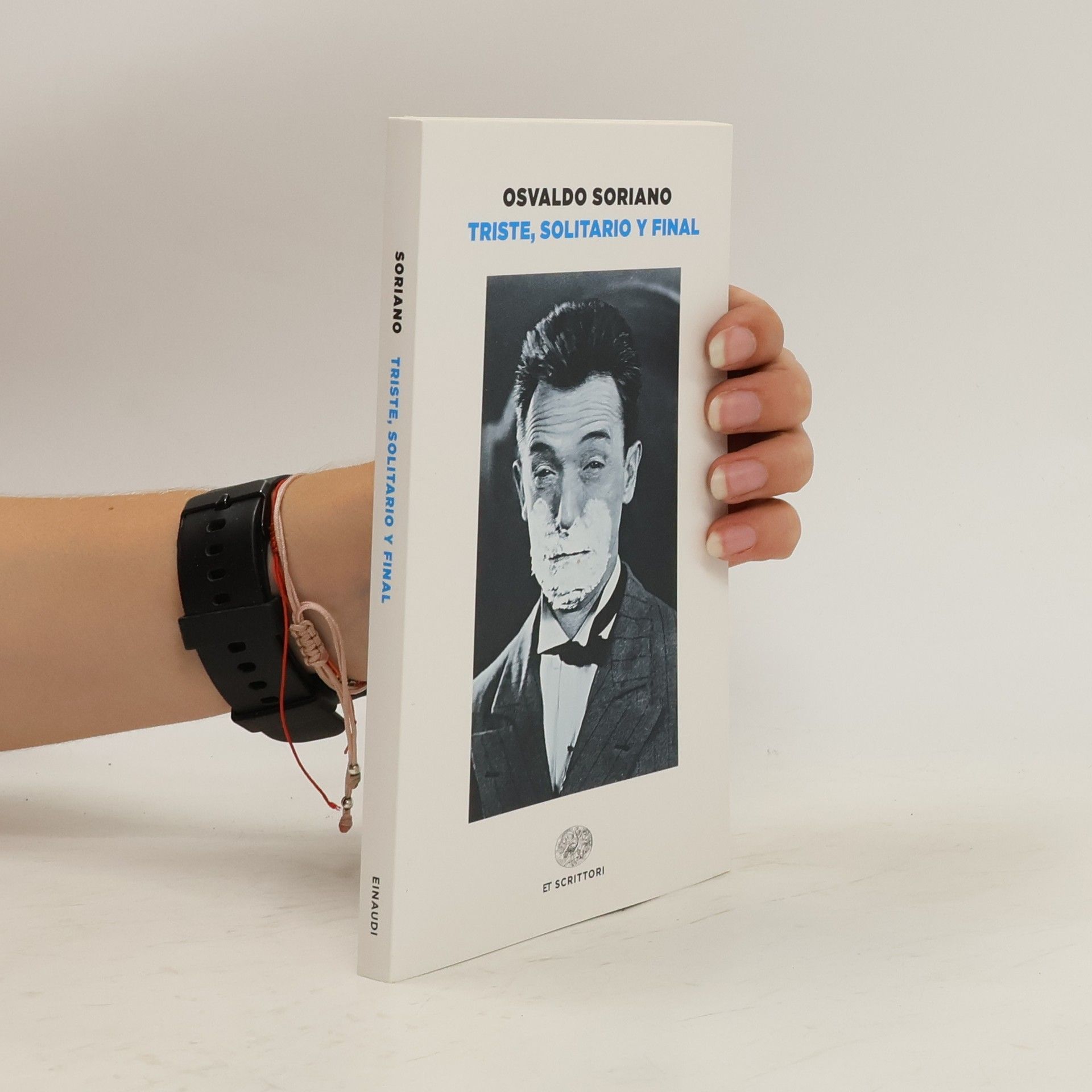 Osvaldo Soriano Triste, solitario y final