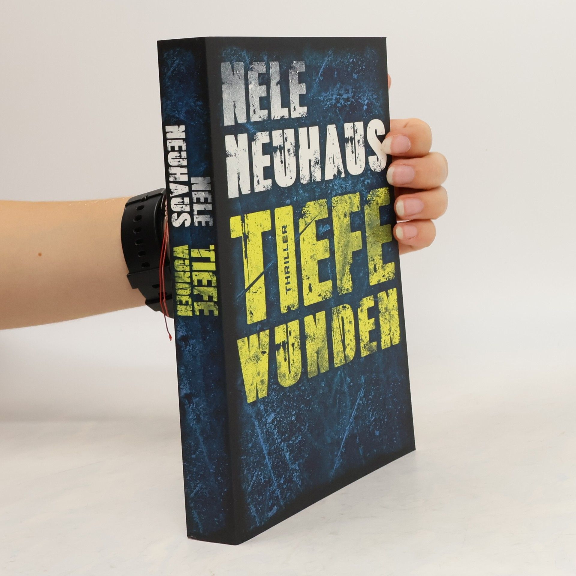 Nele Neuhaus Tiefe Wunden