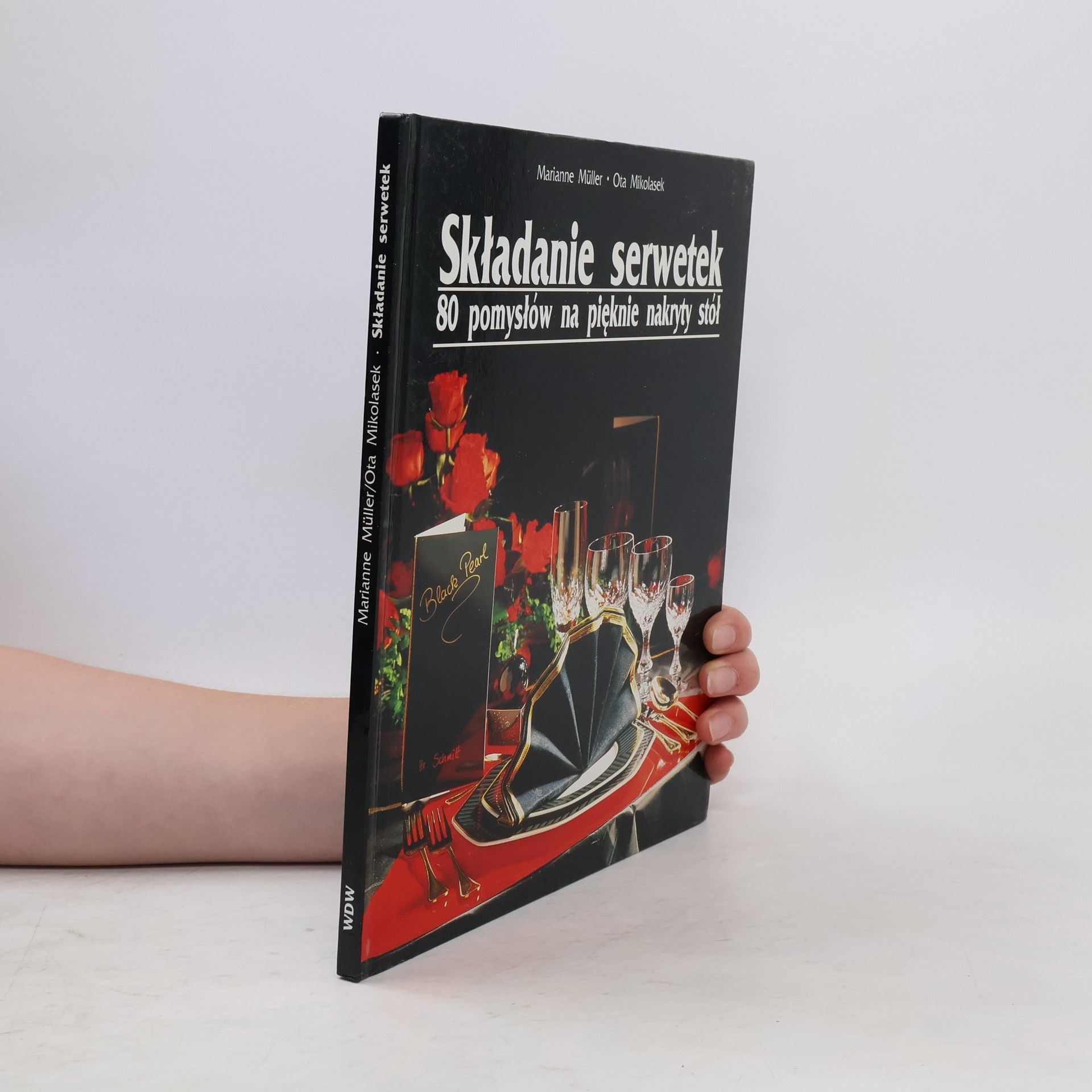 Marianne Müller Składanie serwetek