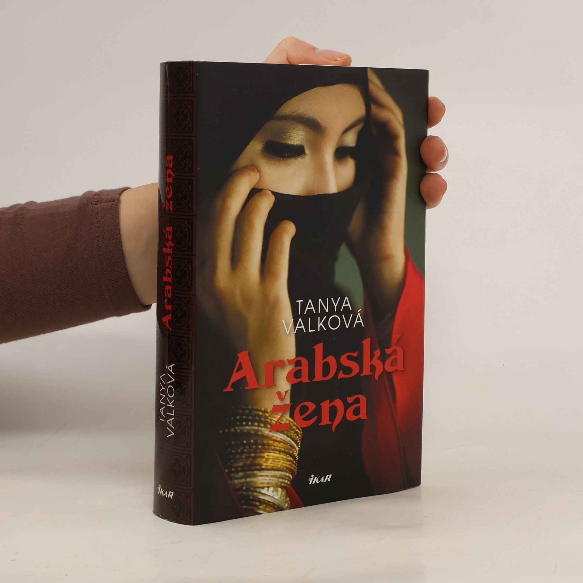 Tanya Valková Arabská žena